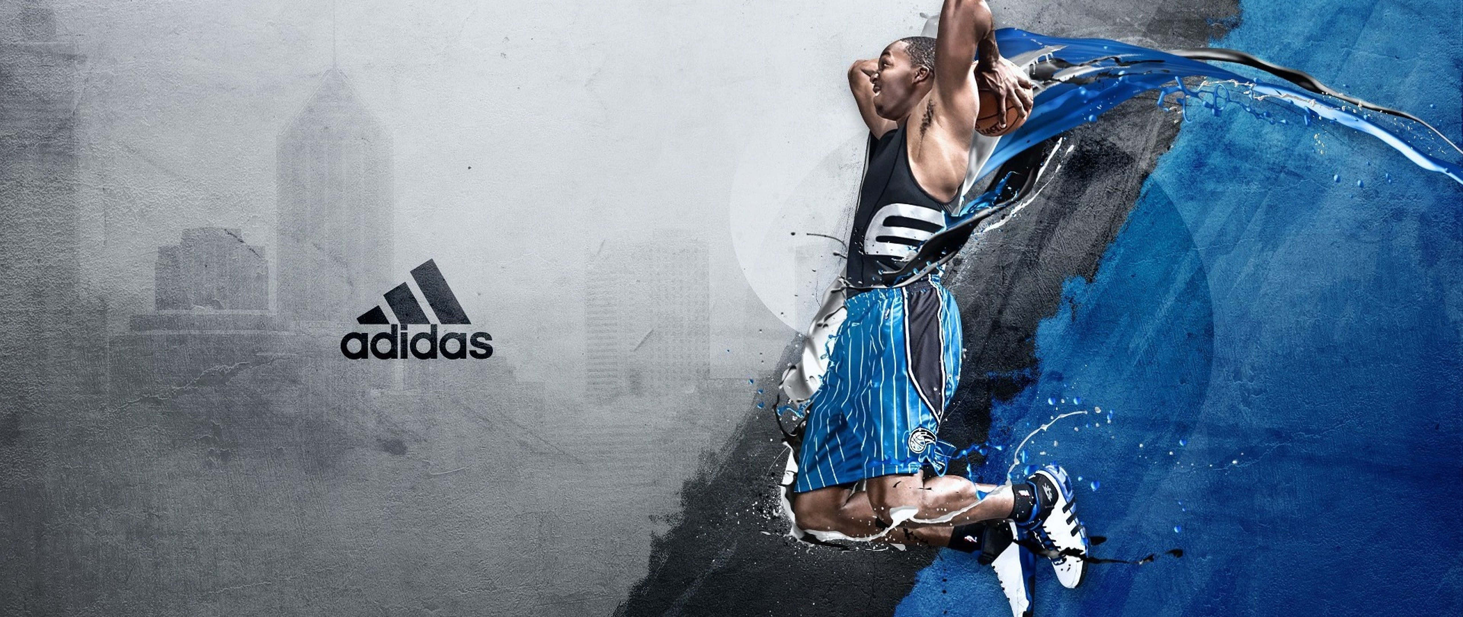 4K Basketbolcuların Smaç ve Yetenek Gösterisi Duvar Kağıdı