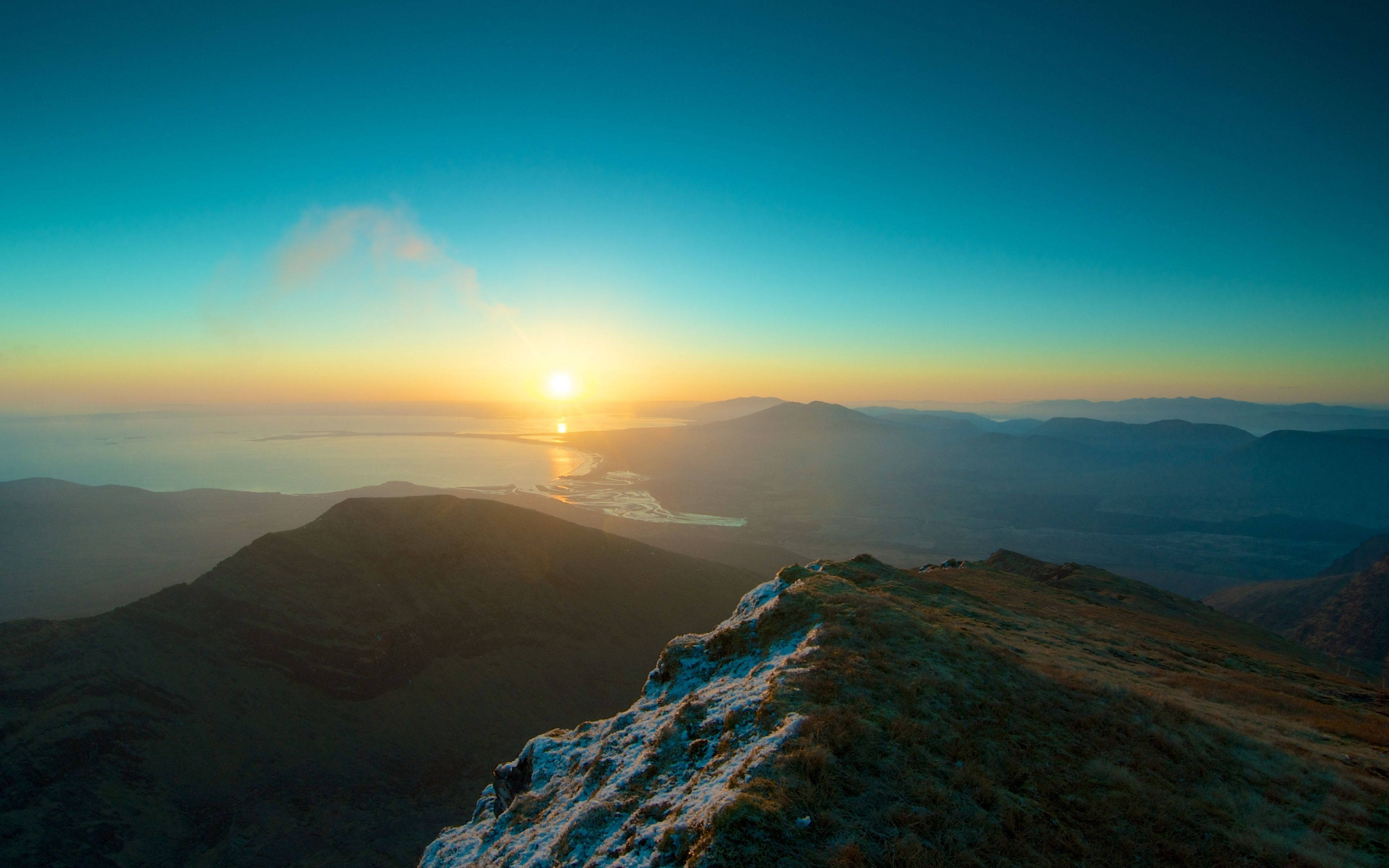4K Doğa Dağ Zirvesi Gün Doğumu Duvar Kağıdı