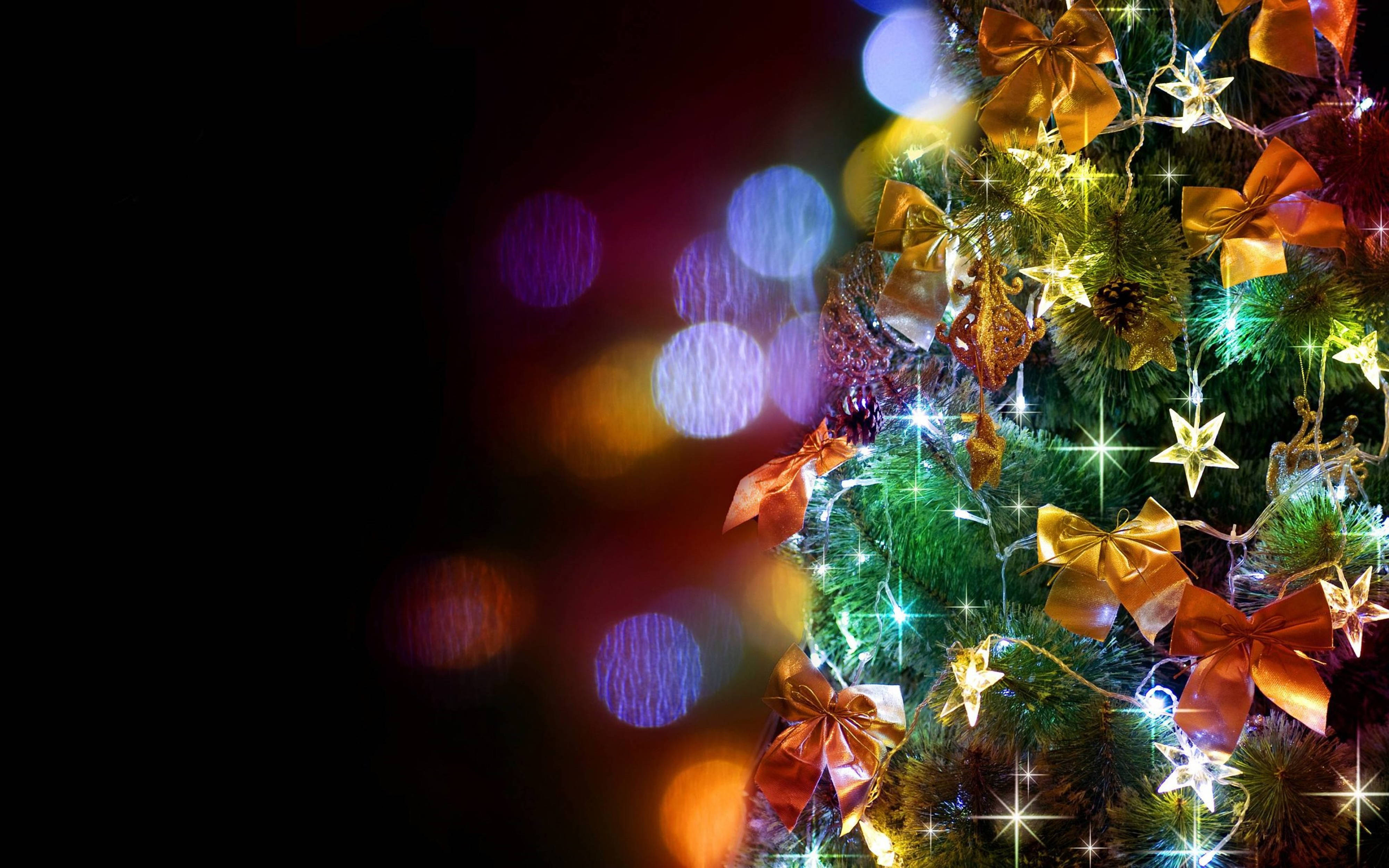 4K Ultra HD Noel Ağacı Işıkları Duvar Kağıdı