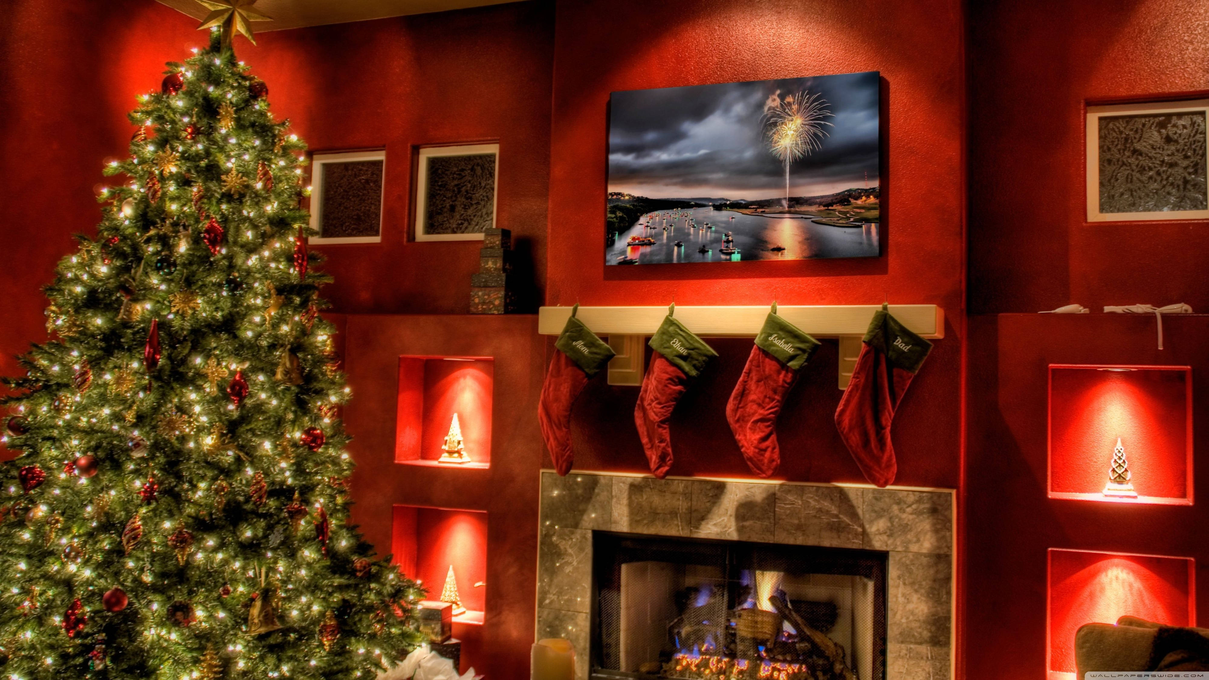 4K Ultra HD Noel Ağacı Şöminesi Duvar Kağıdı