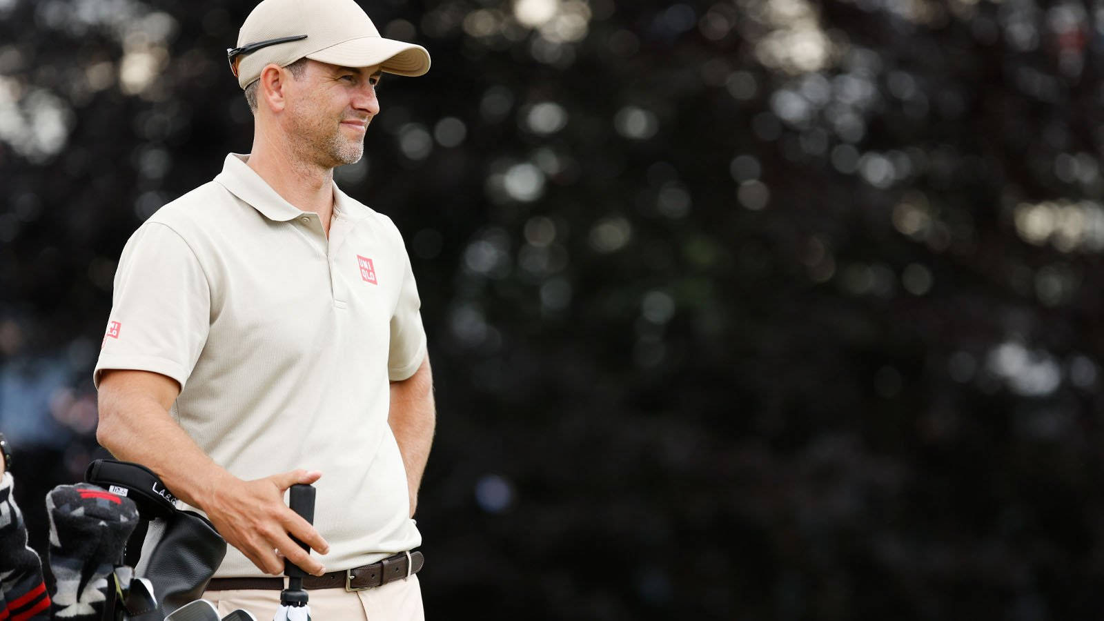 Adam Scott Bej Kıyafet Duvar Kağıdı