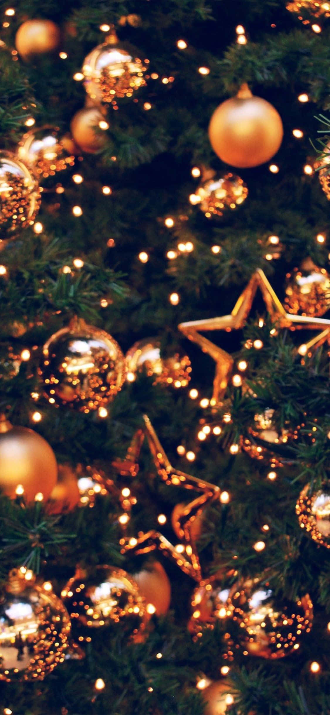 Altın Estetik Noel Işıkları ve Süsleri Görseli Duvar Kağıdı