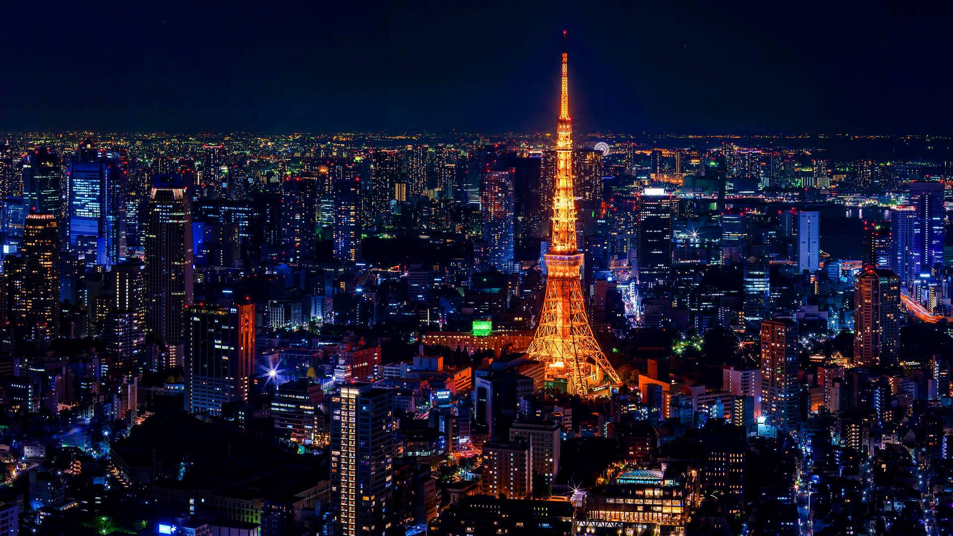 Altın Tokyo Kulesi ve Renkli Şehir Işıkları Duvar Kağıdı