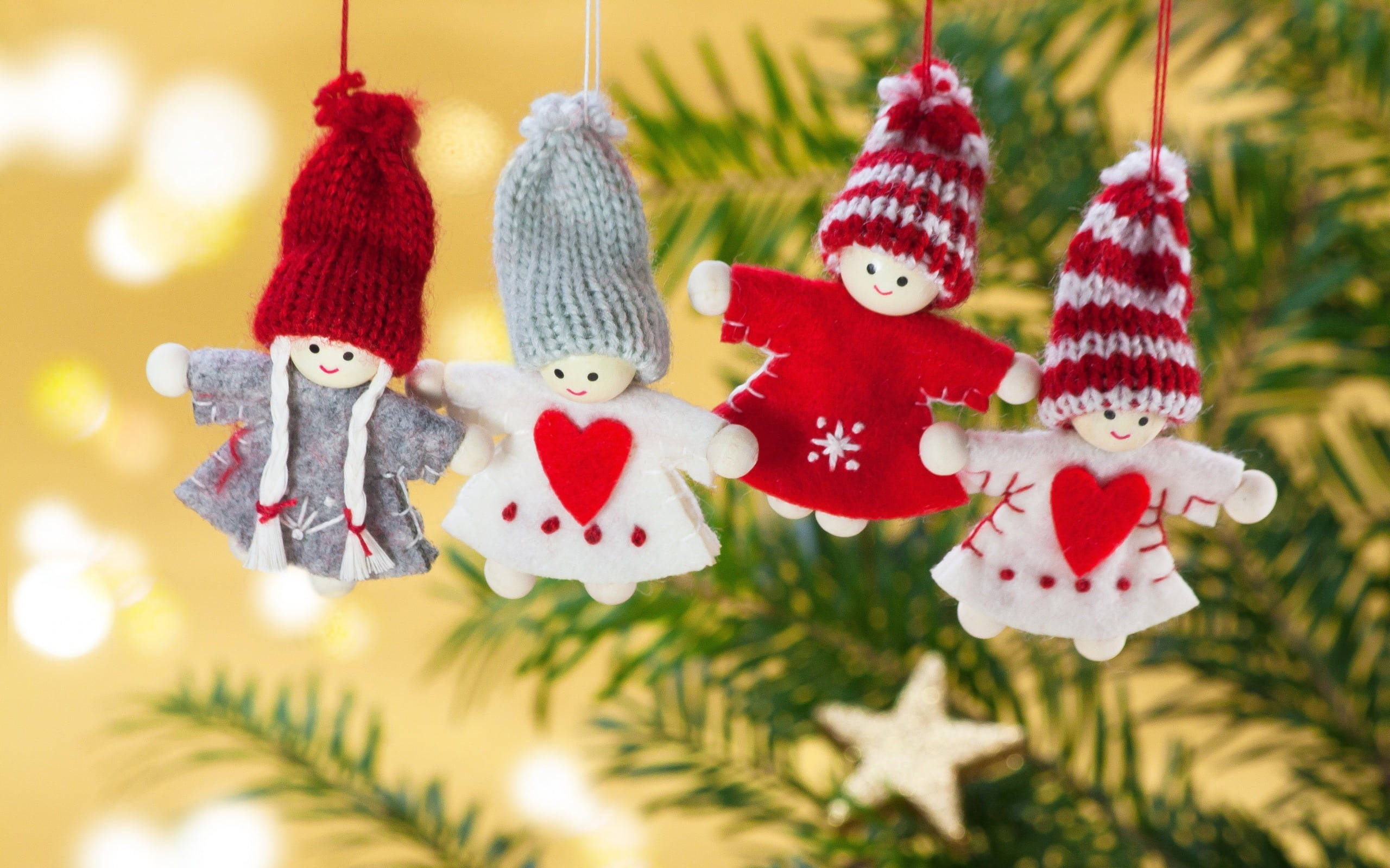 Asılı Noel Melekleri Duvar Kağıdı