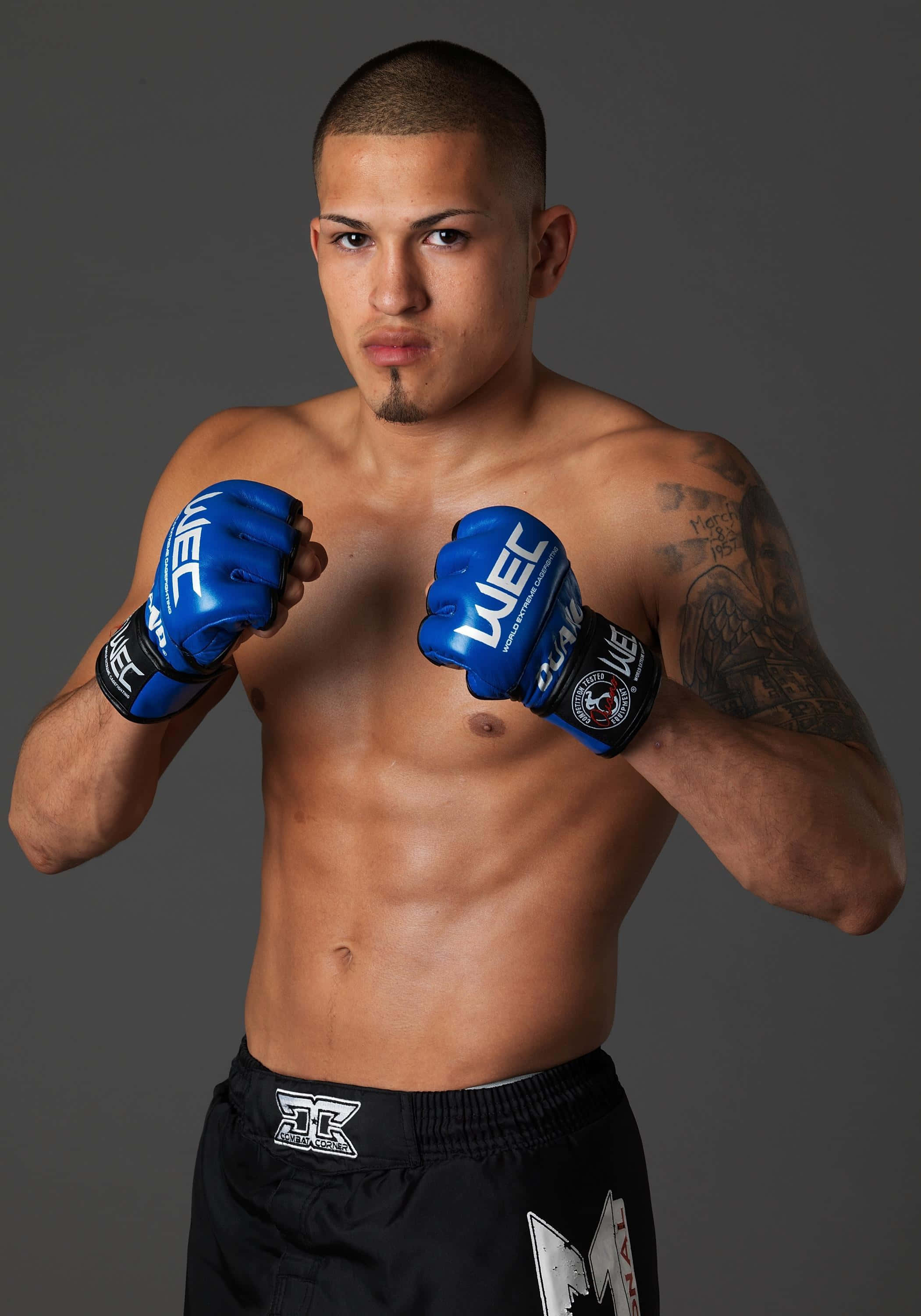 Ateşli Latin UFC Dövüşçüsü Anthony Pettis Duvar Kağıdı