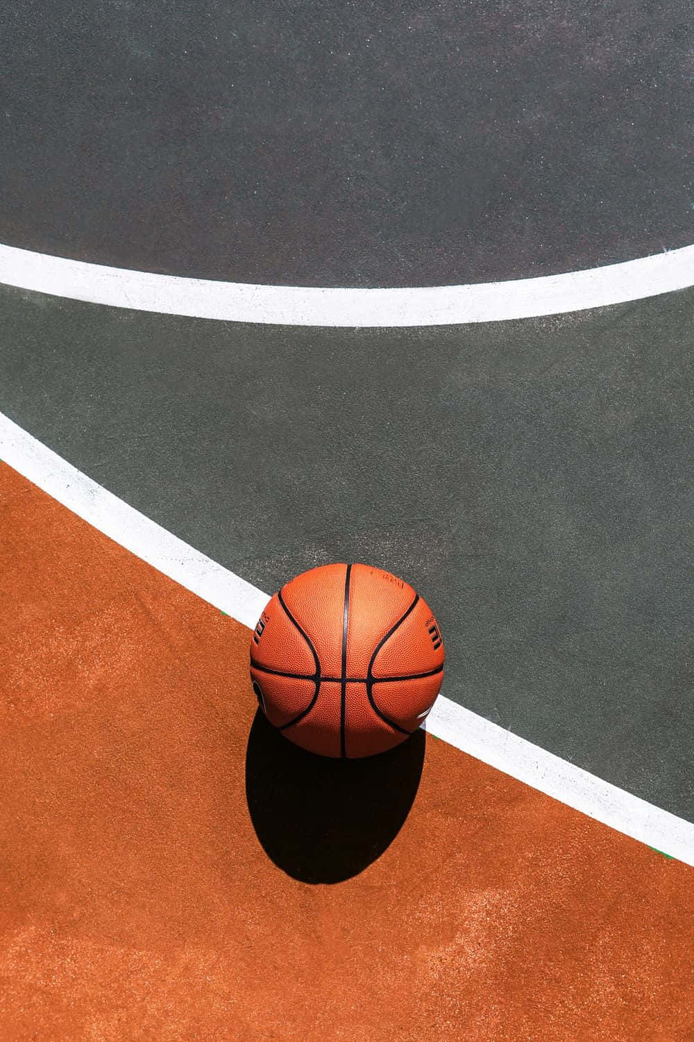 Basketbol Estetiği Sahada Top Duvar Kağıdı