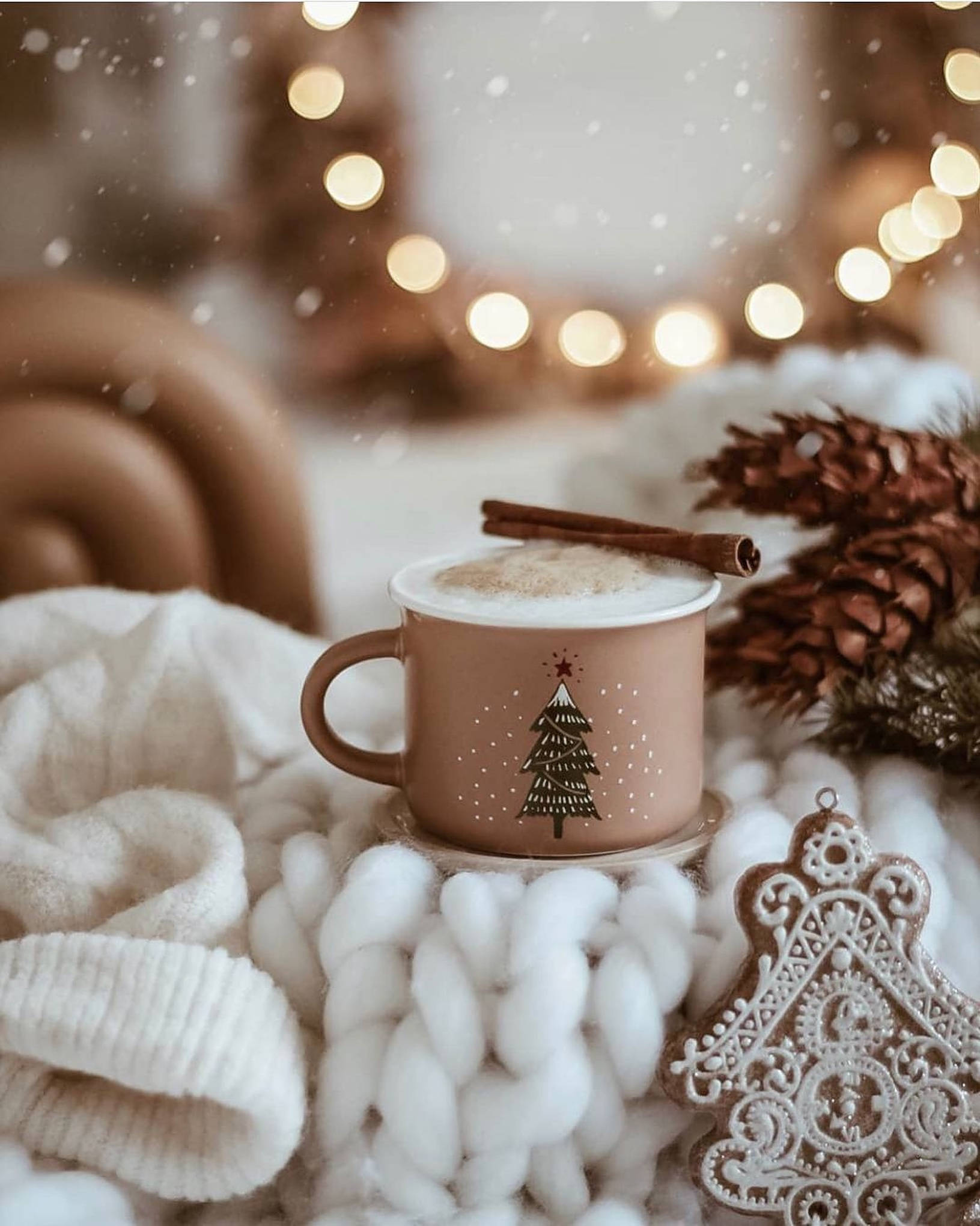 Bej Rahat Noel Estetiği Duvar Kağıdı