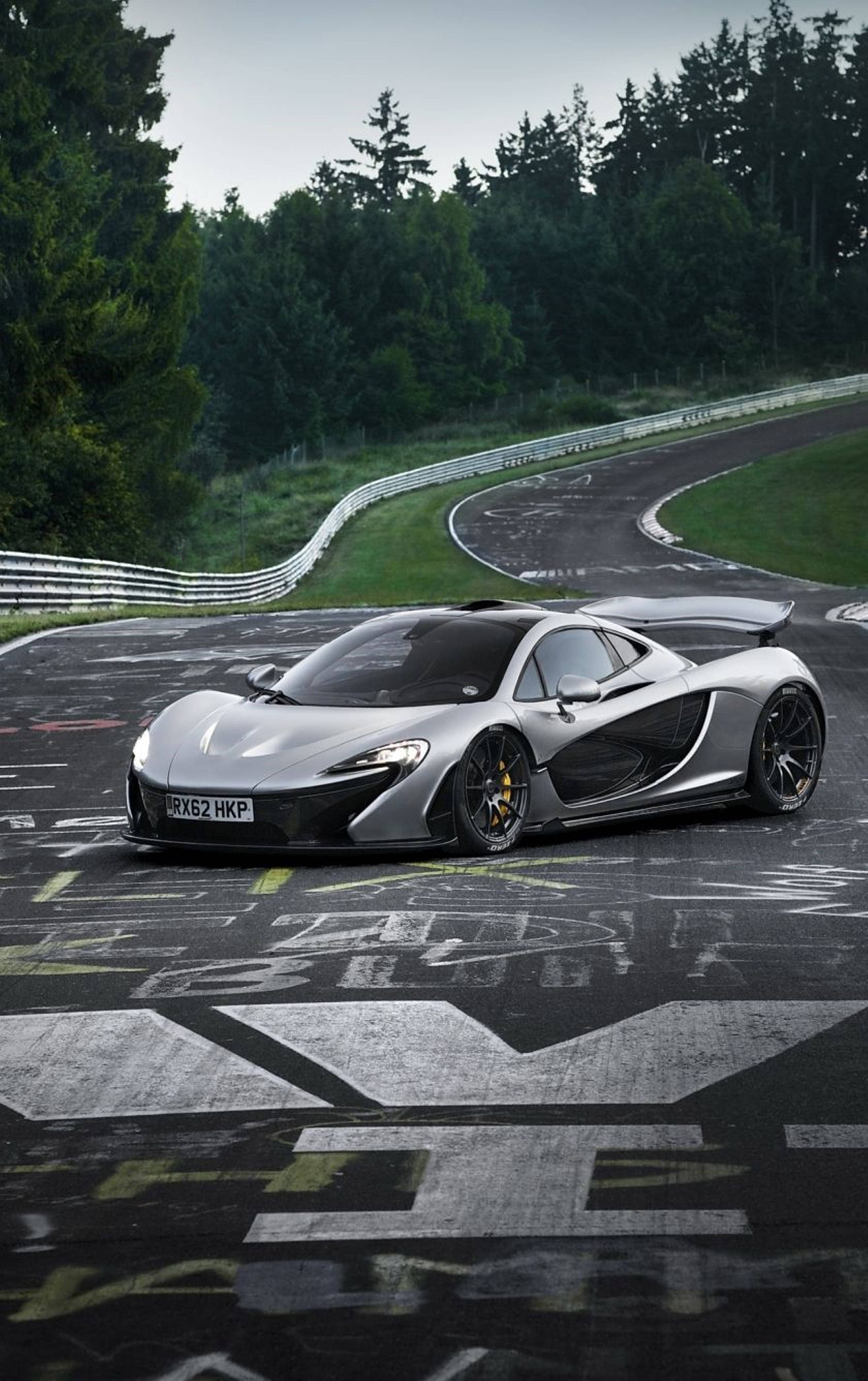 Beyaz Spor Araba Patinaj Pisti McLaren iPhone Duvar Kağıdı