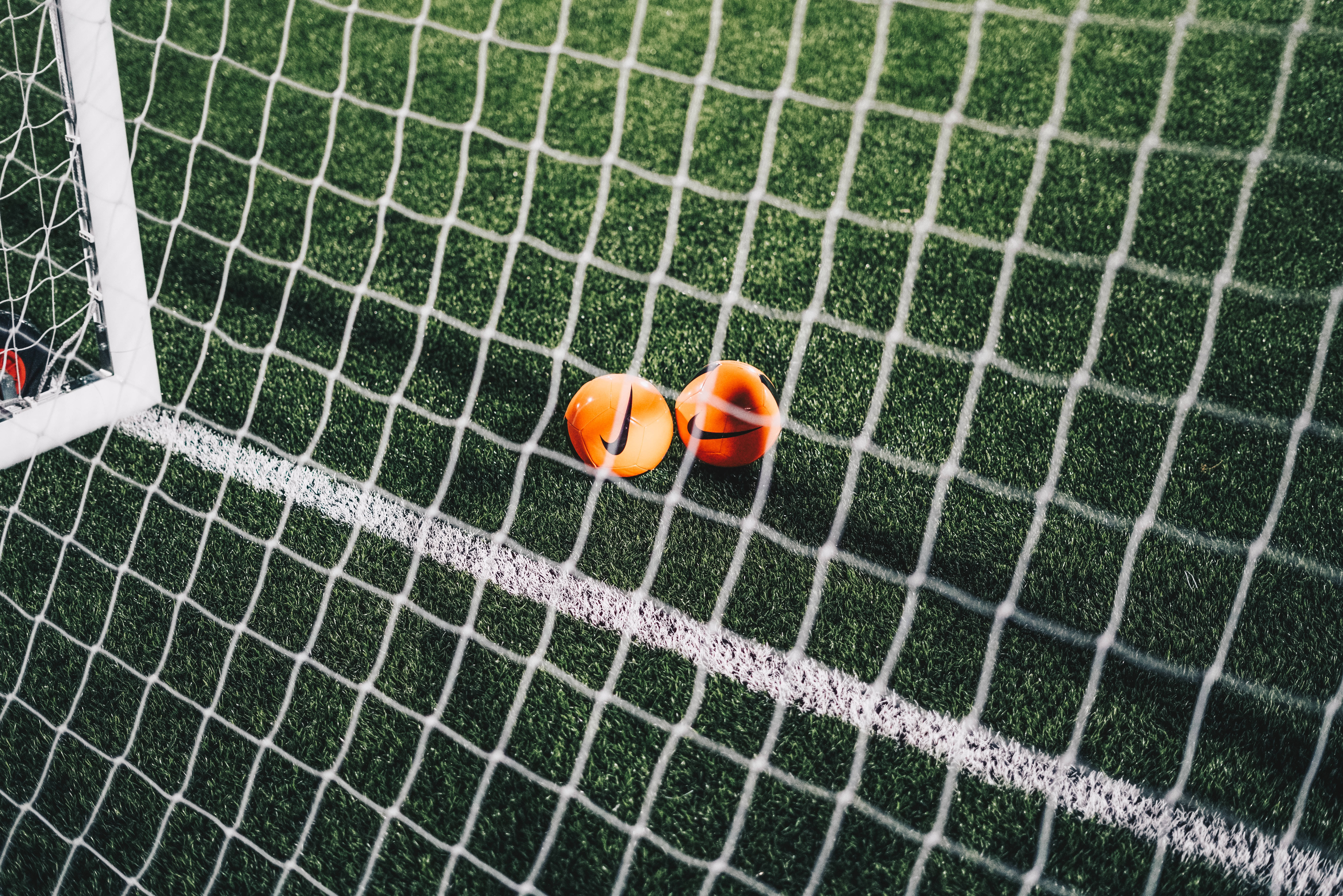Bir Rüya Gerçek Oldu: Binlerin Önünde Profesyonel Futbol Oynamak Duvar Kağıdı
