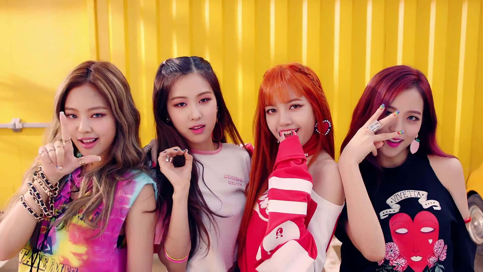 Blackpink – Partiye ateş getiriyor Duvar Kağıdı