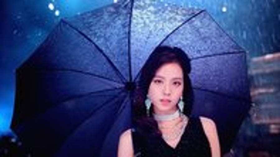 Blackpink'ten Jisoo 'Ddu-Du Ddu-Du' Müzik Videosunda Duvar Kağıdı