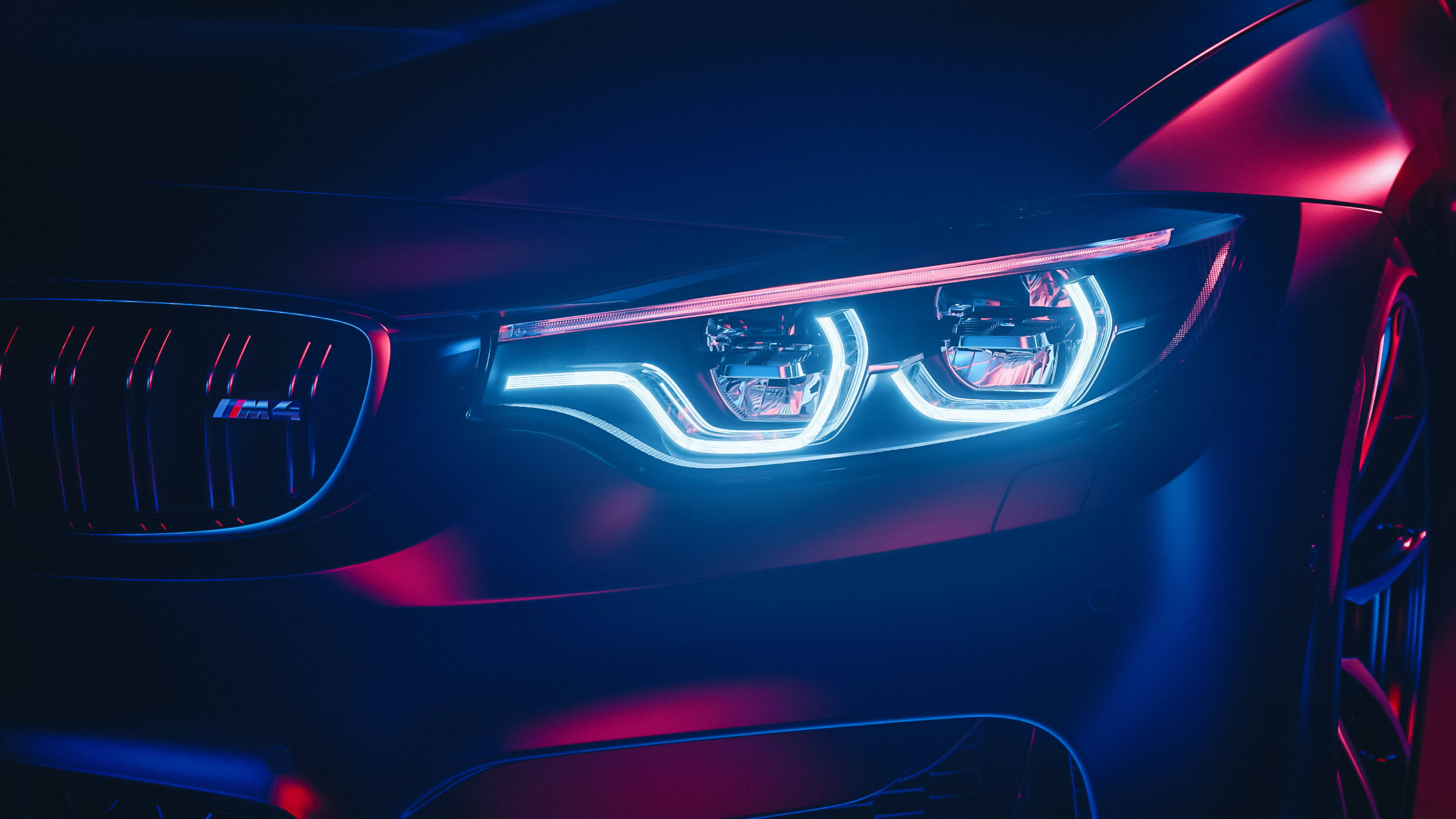 BMW M4 Parlak Farlar Yakın Çekim Duvar Kağıdı