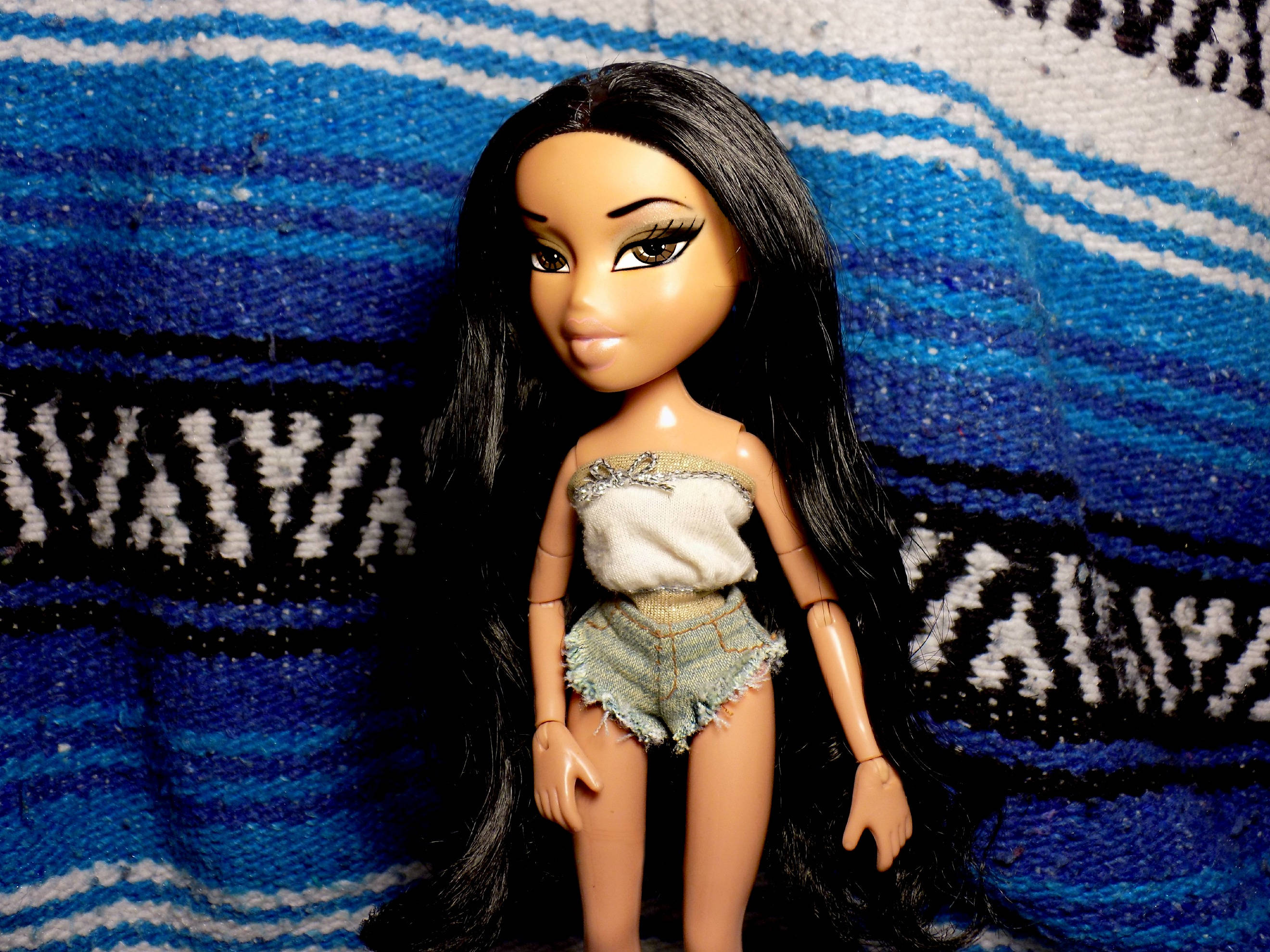 Bratz Estetik Oyuncak Bebek Duvar Kağıdı