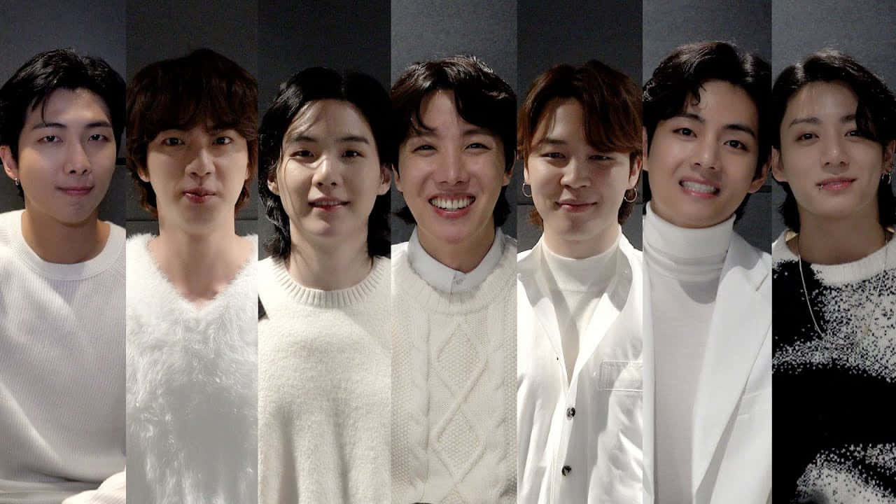 BTS 2023 Yeni Yıl Kutlama Fotoğrafı Duvar Kağıdı