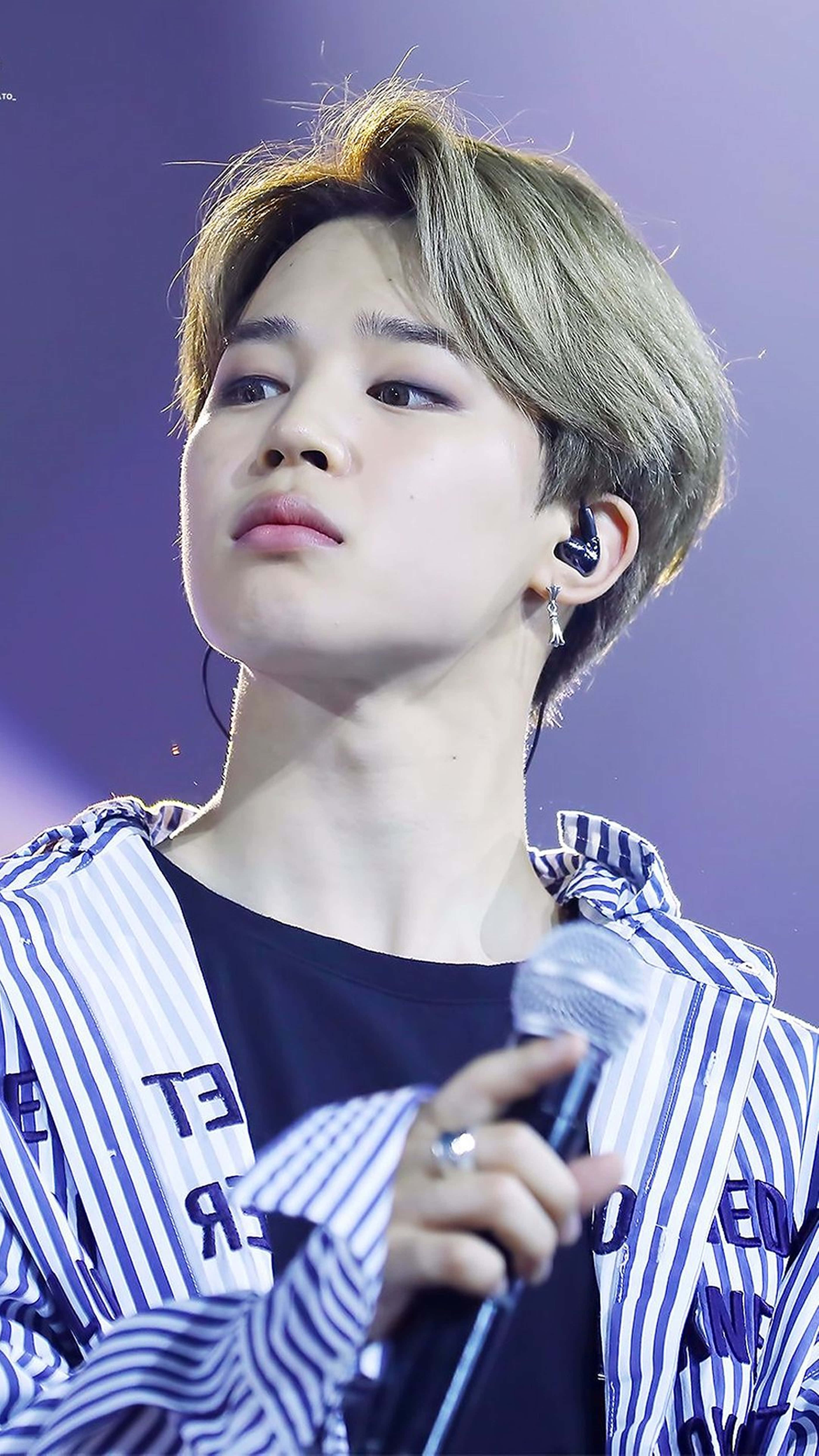 BTS Jimin'in Sevimli Yüzü HD Duvar Kağıdı