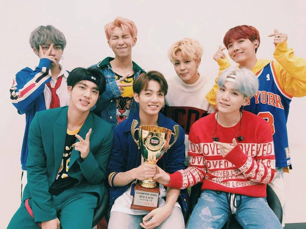 BTS Ödülü Masaüstü Duvar Kağıdı