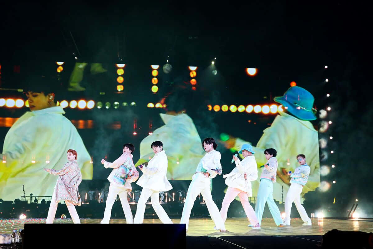BTS Permission To Dance Resmi Duvar Kağıdı