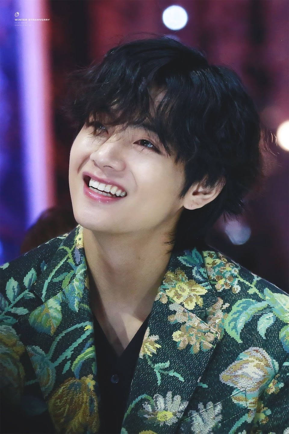 BTS V Çiçek Desenli Ceket