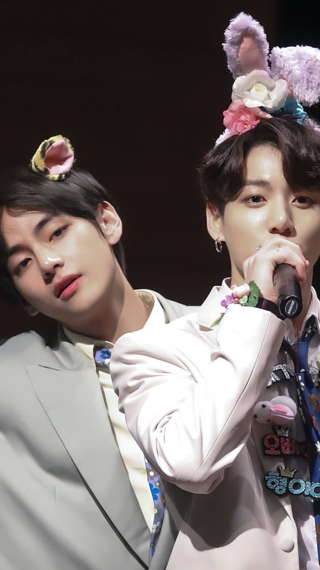 BTS V ve Jungkook Sevimli Kafa Bantları Duvar Kağıdı