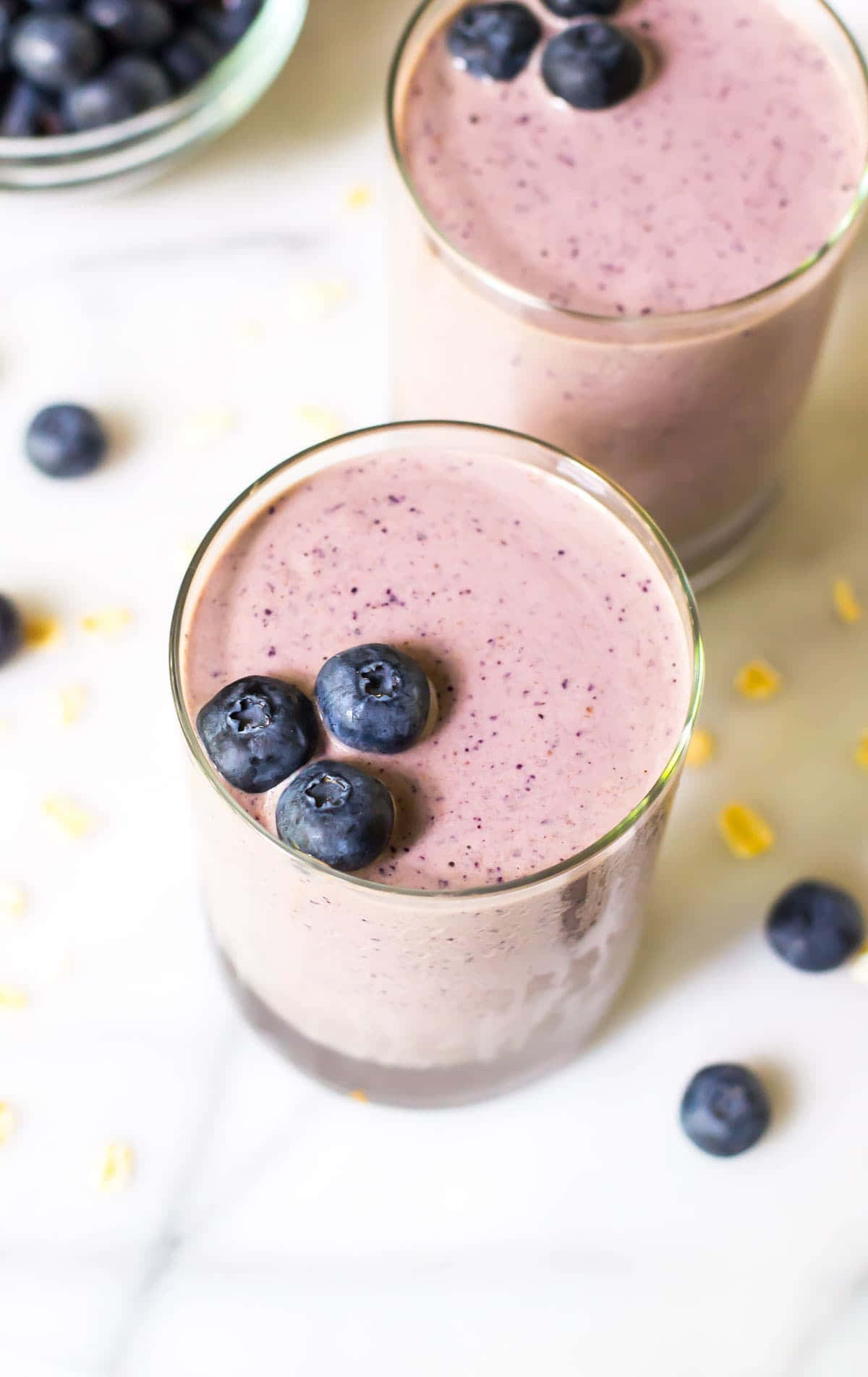 Bu Taze ve Meyveli Yaban Mersinli Smoothie ile Tatlı İsteğinizi Giderin Duvar Kağıdı