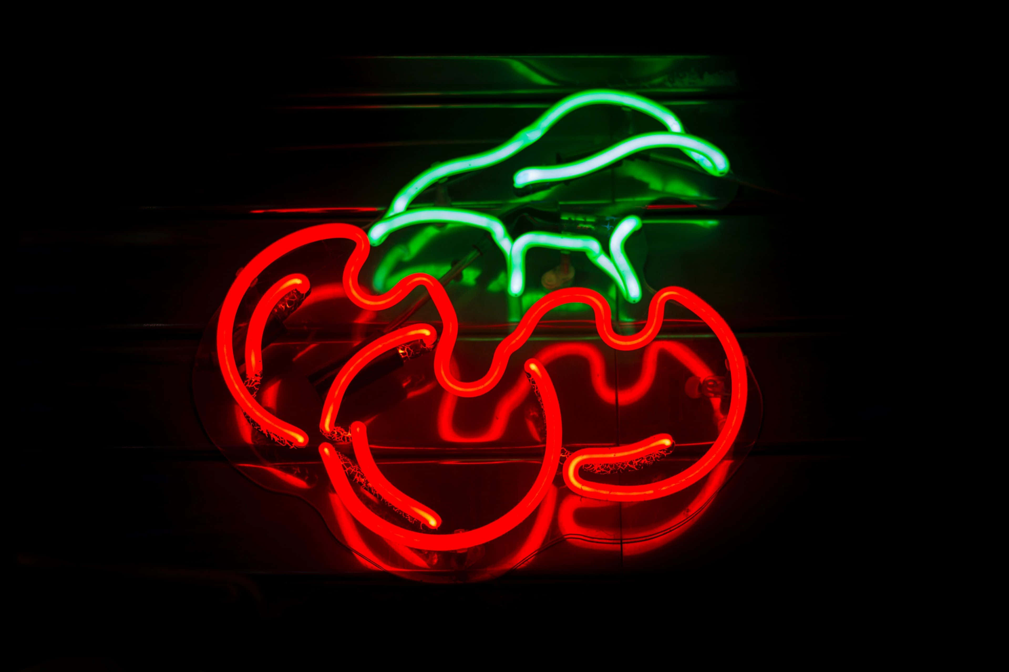 Canlı Neon Kırmızı Arka Plan Duvar Kağıdı