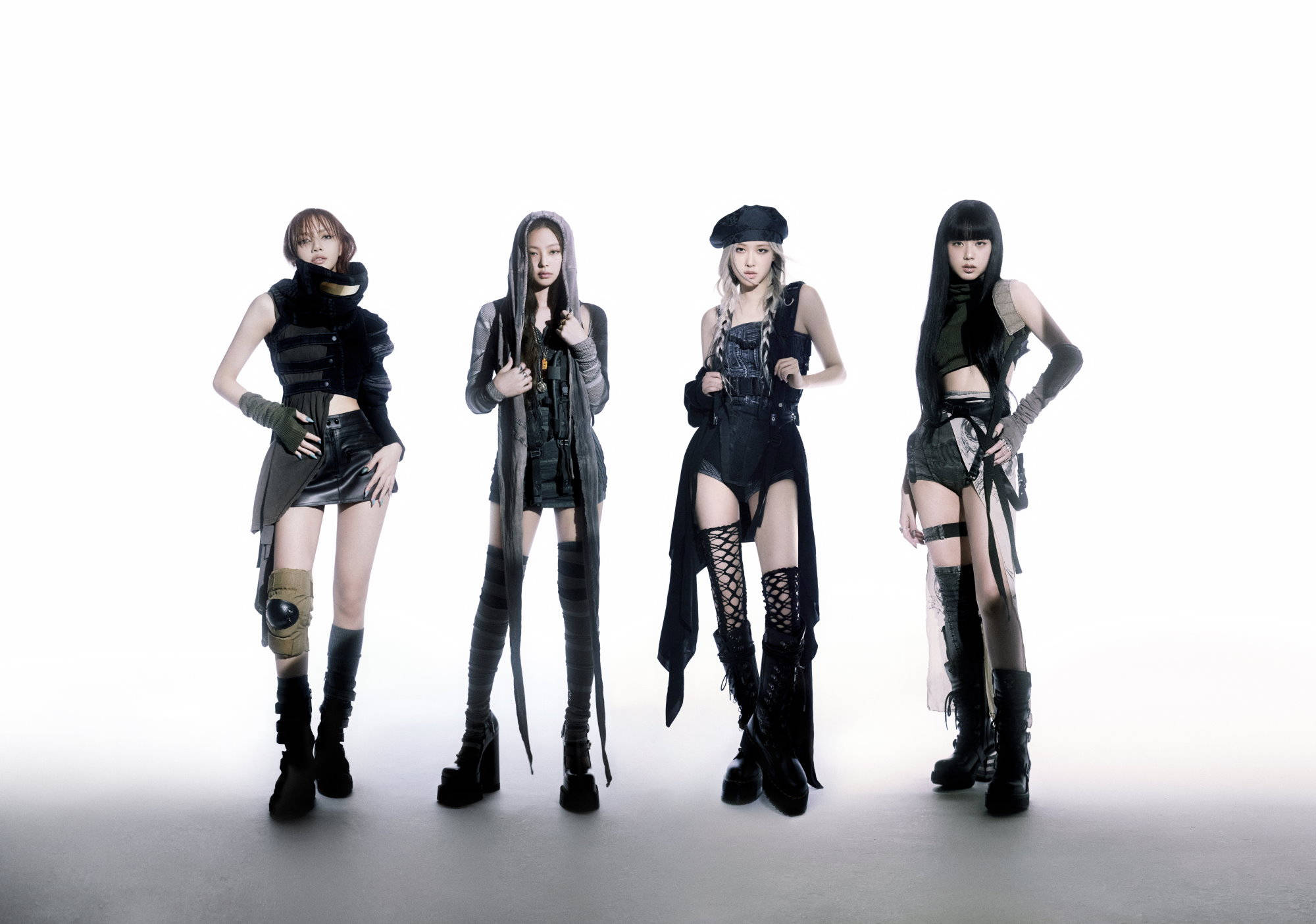 Çarpıcı Siyah Kıyafetli Blackpink Masaüstü Duvar Kağıdı