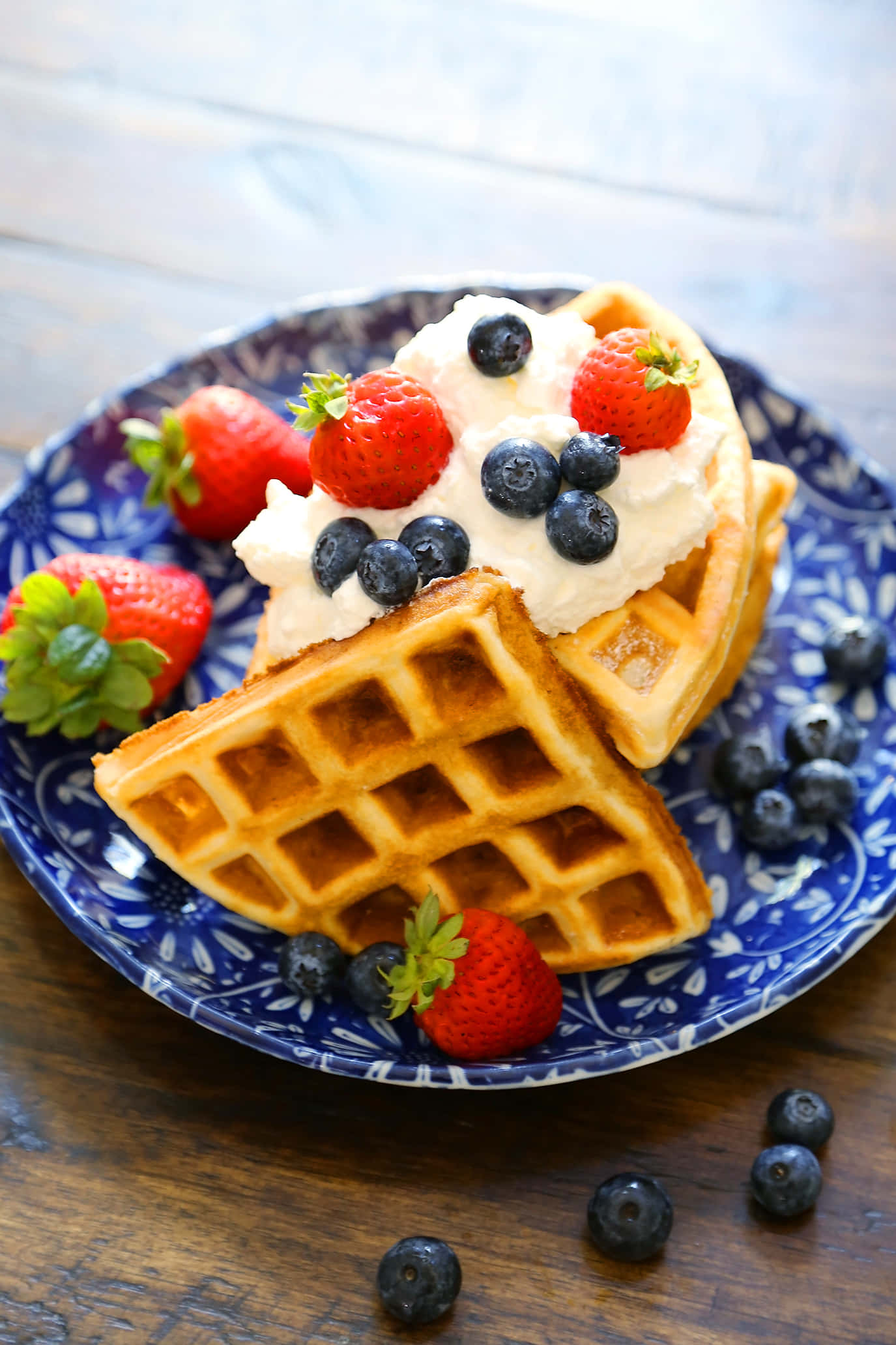 Çikolata ile Dolu Lezzetli Belçika Waffle Duvar Kağıdı