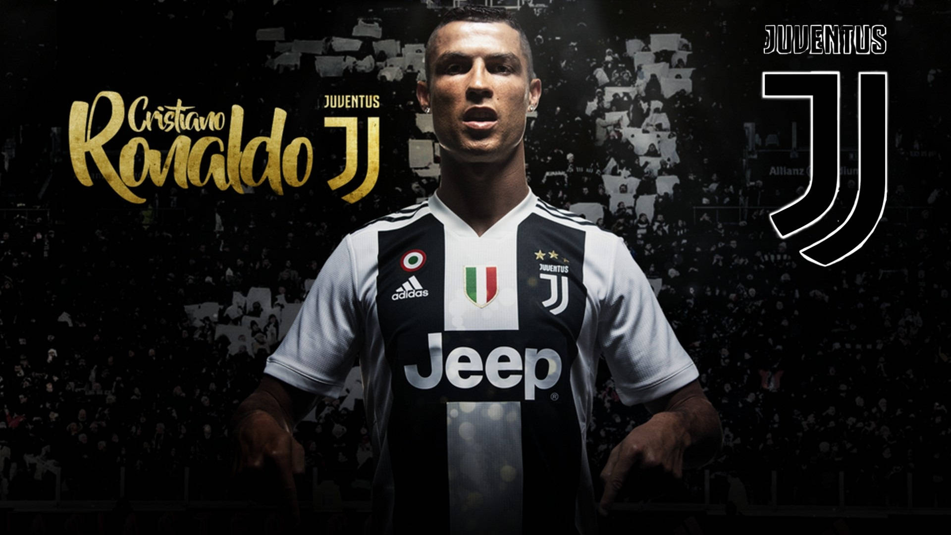 Cristiano Ronaldo, Juventus formasıyla sahaya çıkmaya hazırlanıyor Duvar Kağıdı