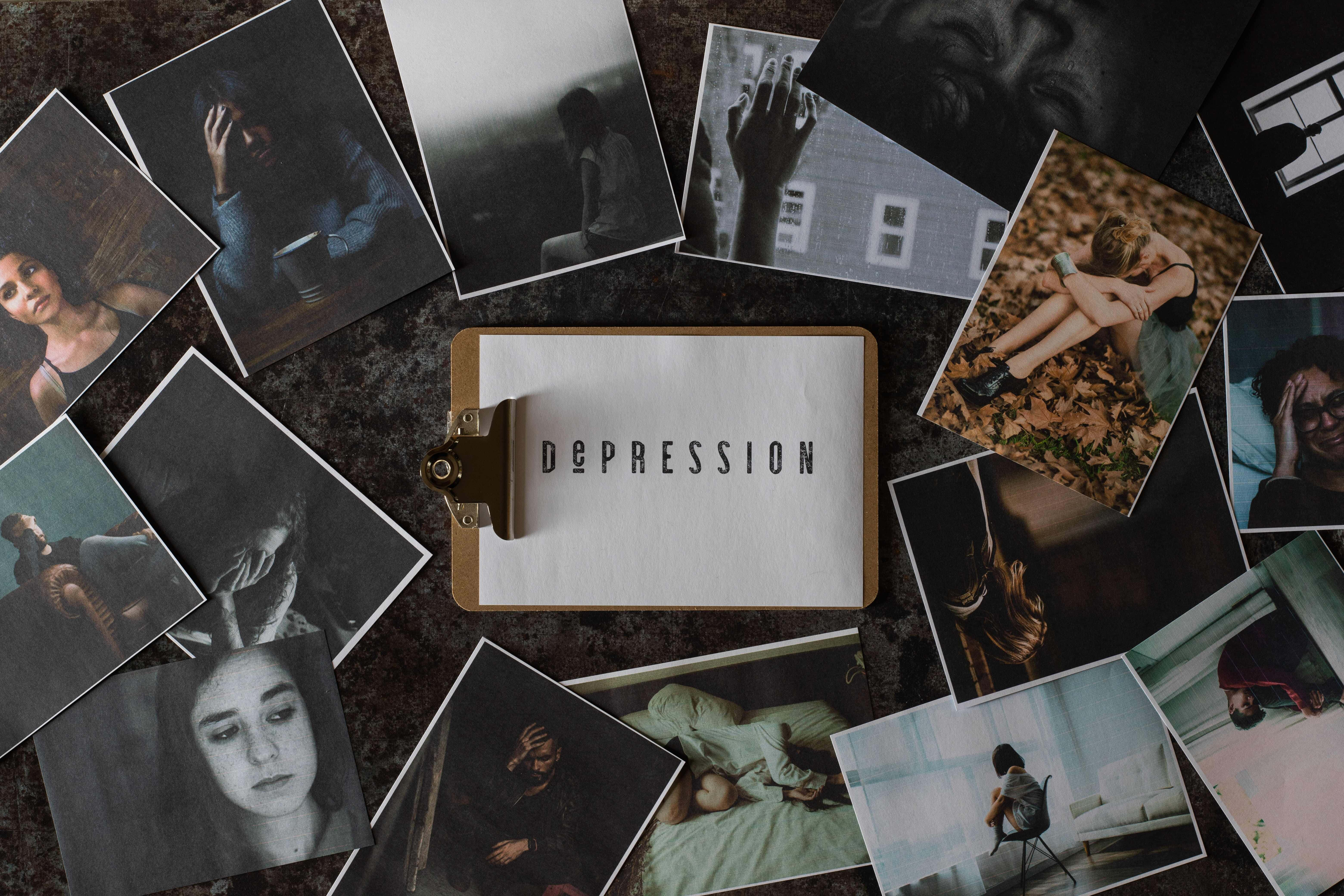 depresyon fotoğrafları olan bir pano Duvar Kağıdı