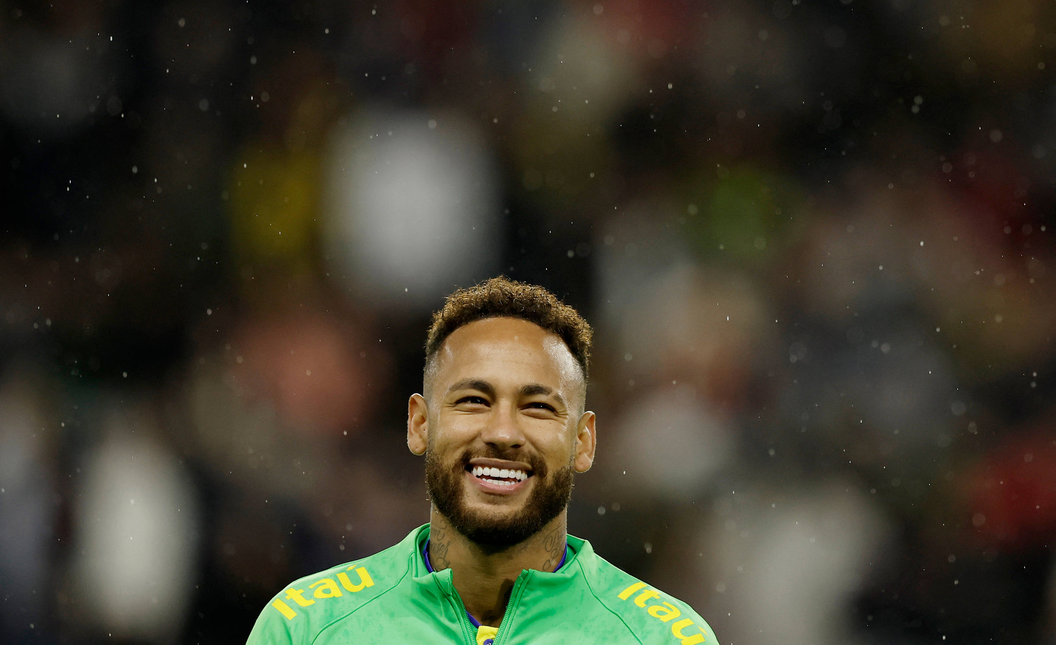 Dinamik Futbol Yıldızı - Havalı Neymar Jr. Mutlu Duvar Kağıdı