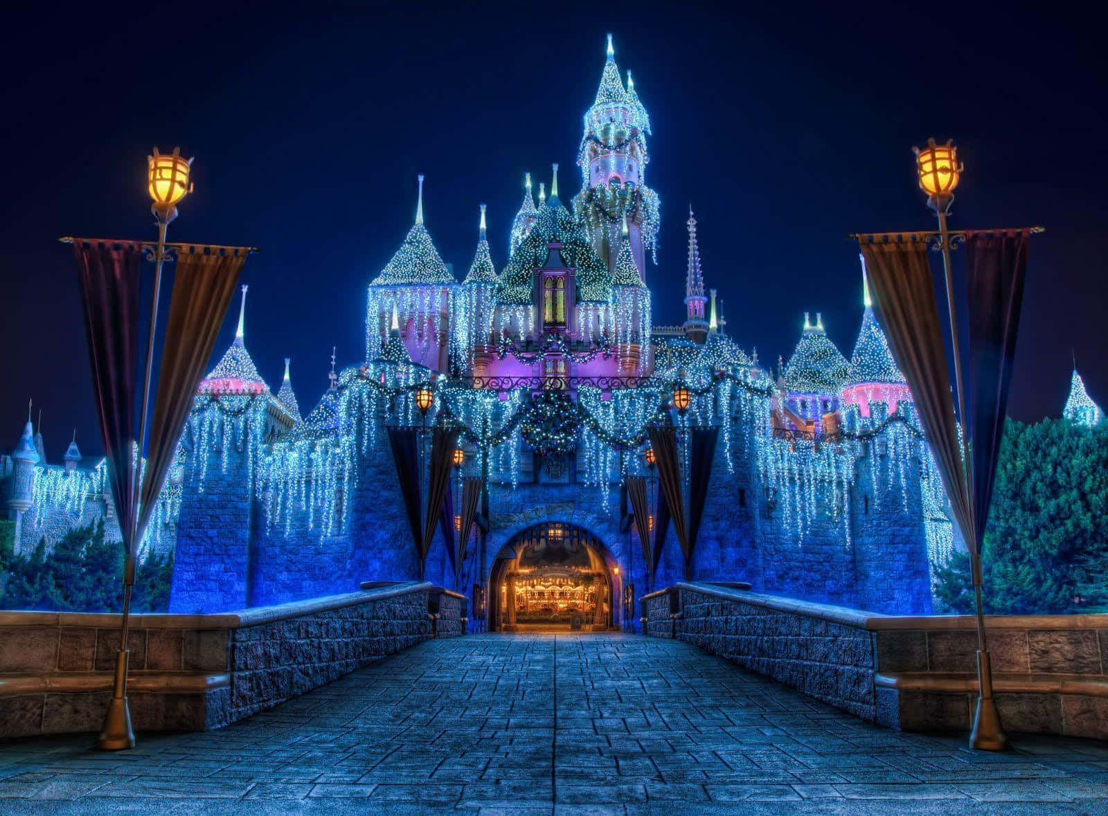 Disney ile Noel'in Büyüsünü Kutlayın! Duvar Kağıdı