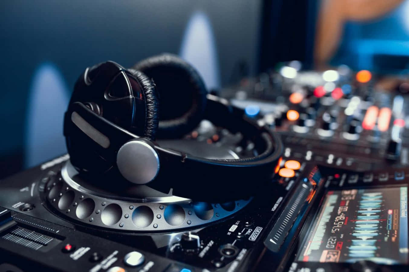 DJ Müzik Seti Kulaklık Görseli Duvar Kağıdı