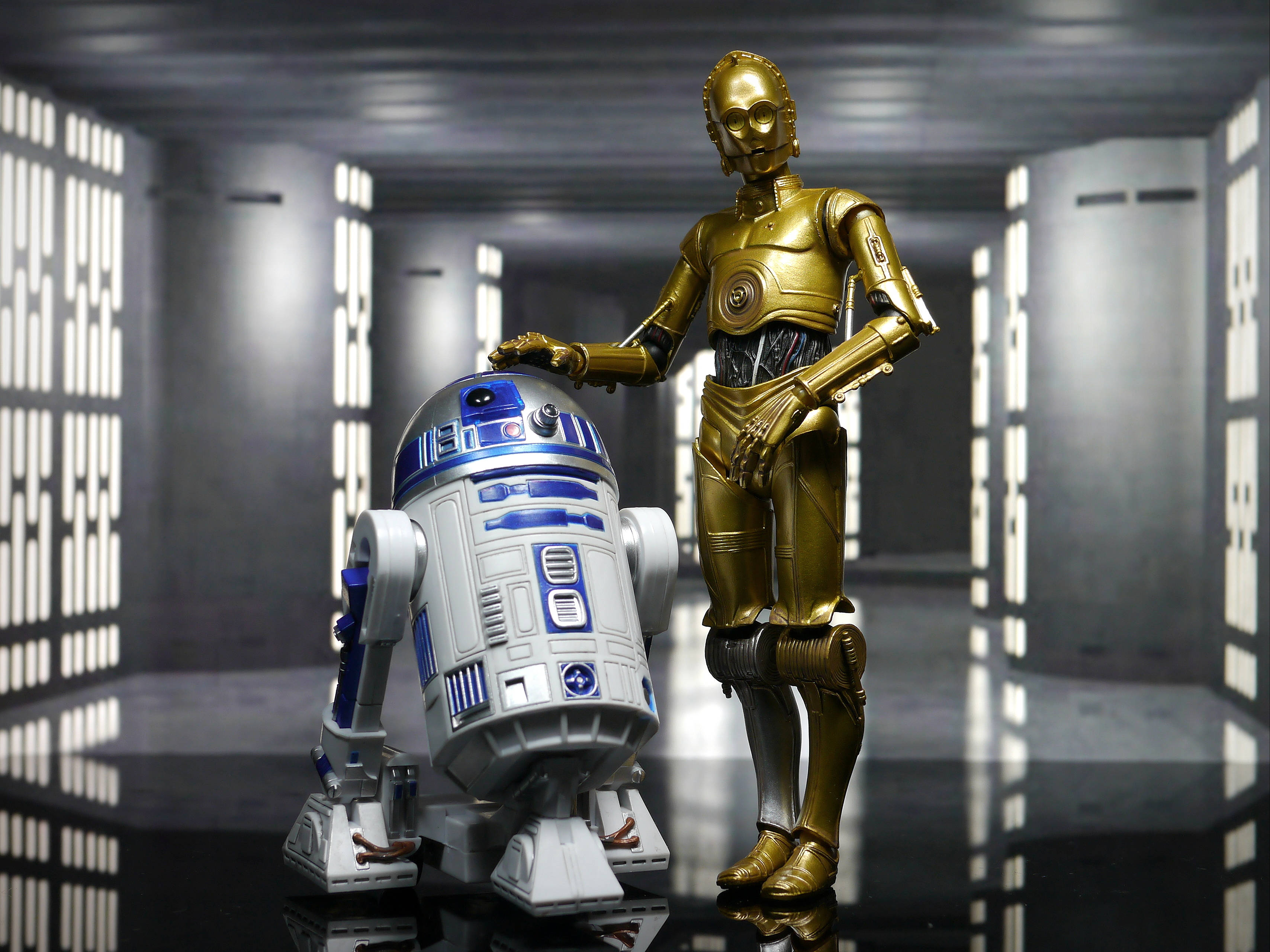 Droid C3PO R2D2 Arkadaşlar Duvar Kağıdı