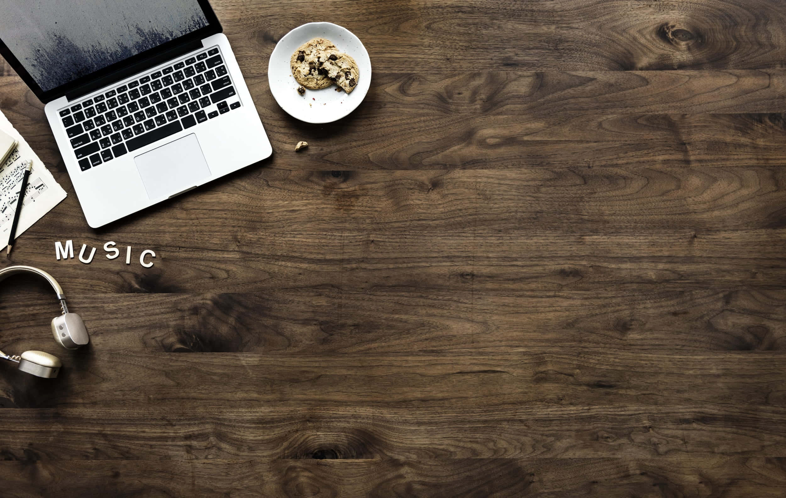 Estetik MacBook görselleri Duvar Kağıdı