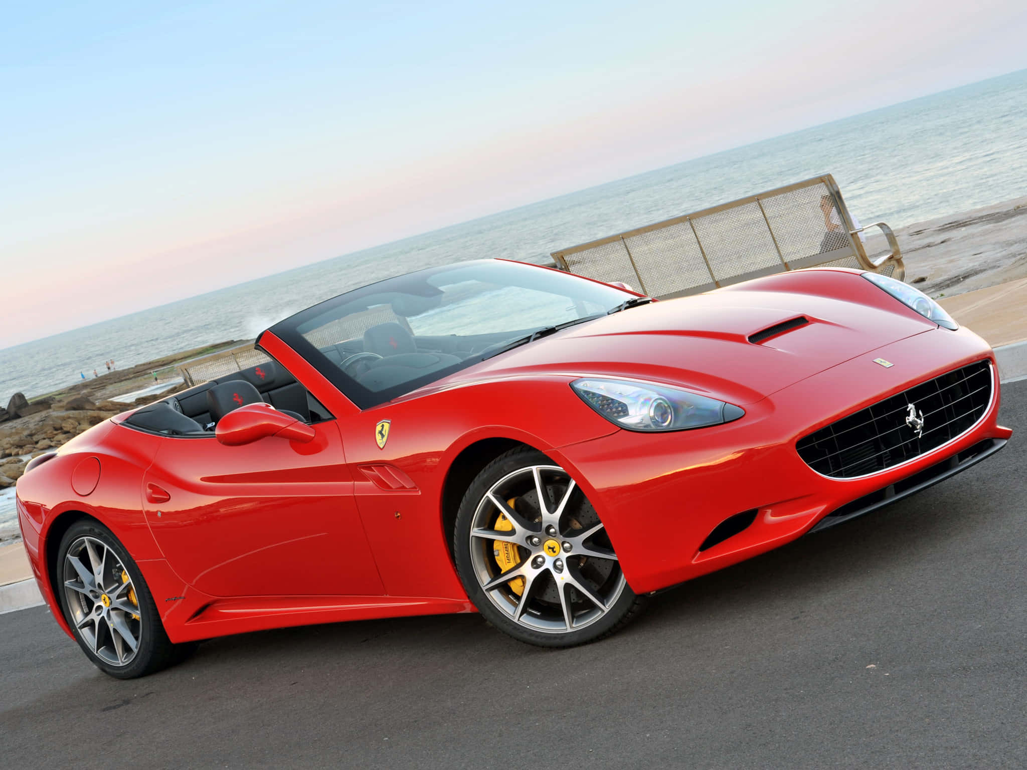 Ferrari'nin Eşsiz Gücünü Deneyimleyin Duvar Kağıdı