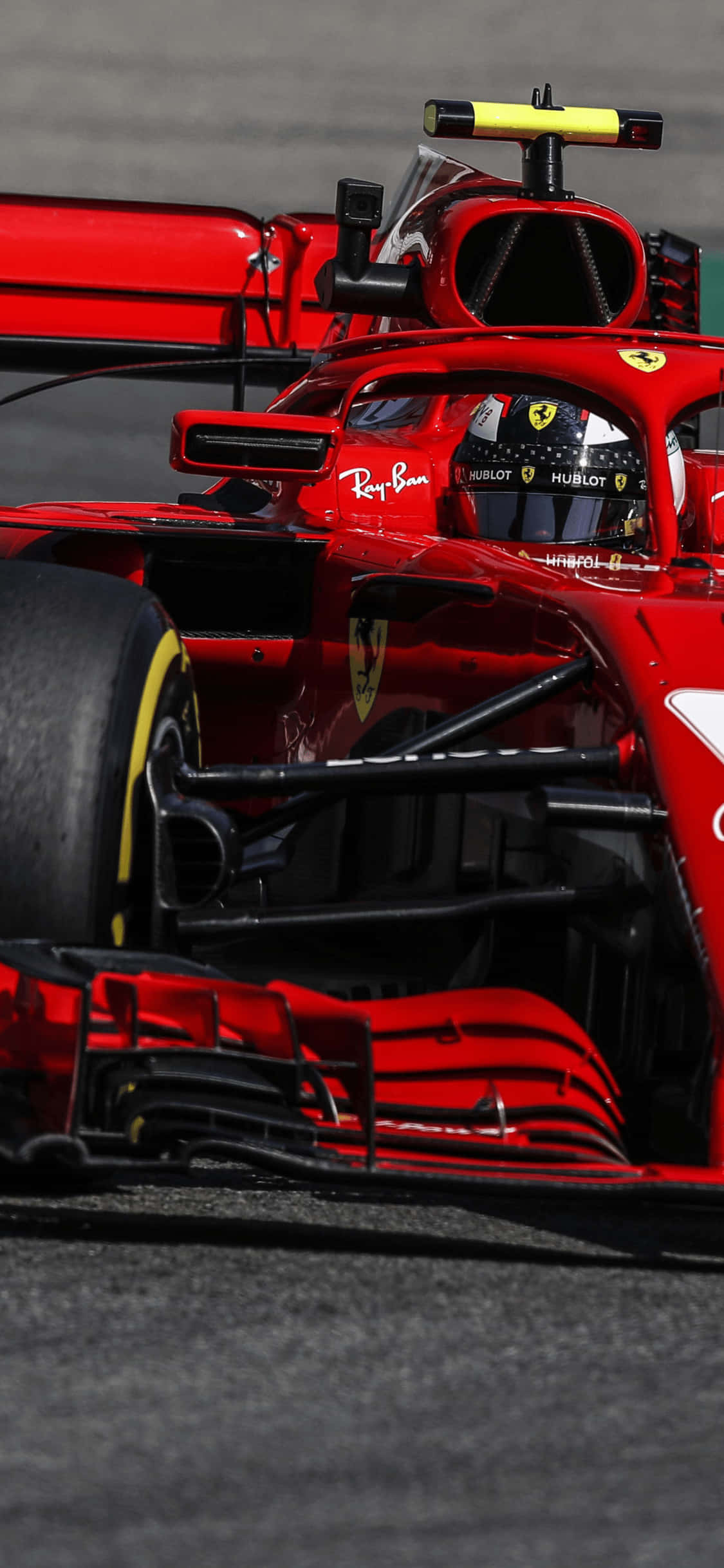 Ferrari SF71H iPhone XS F1 2018 Arka Plan Duvar Kağıdı