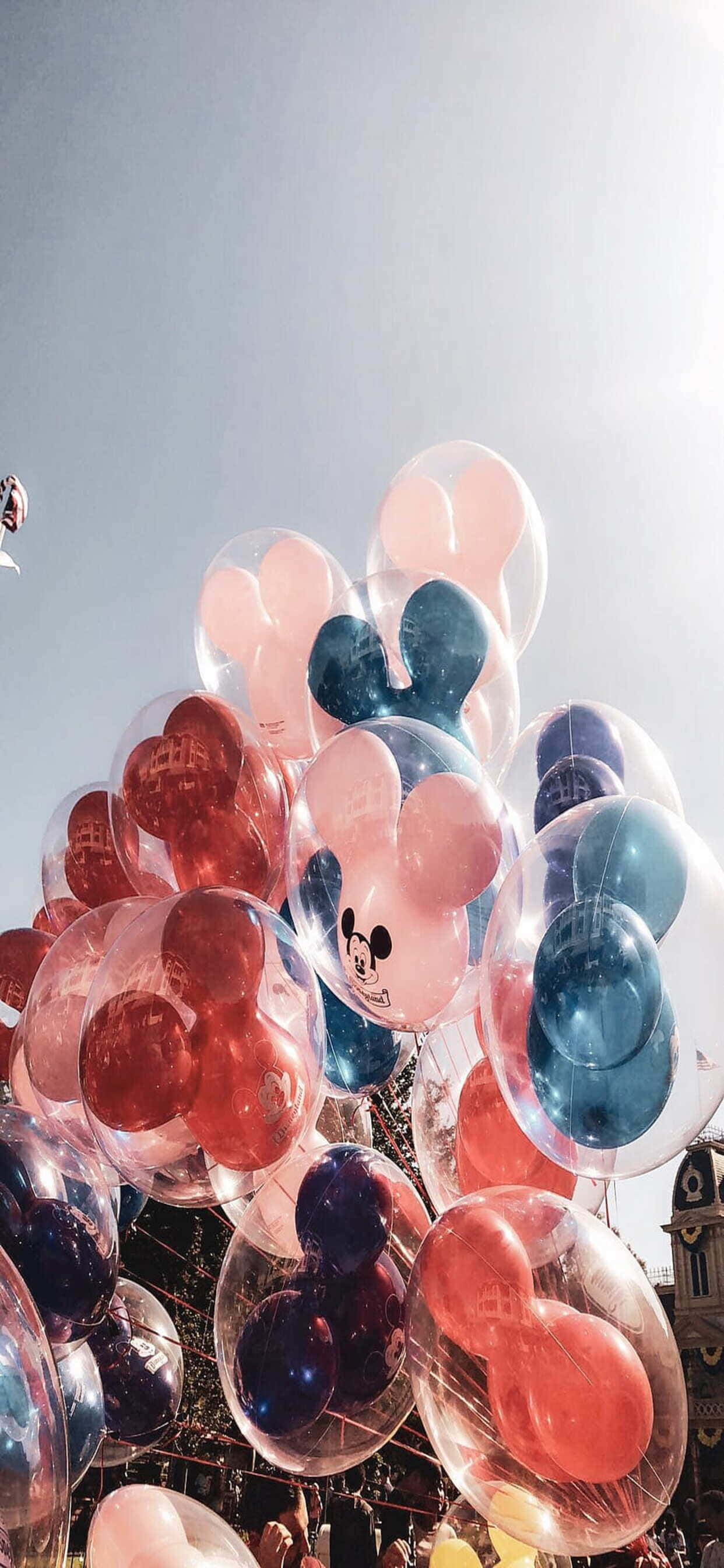 gökyüzünde bir grup balon Duvar Kağıdı