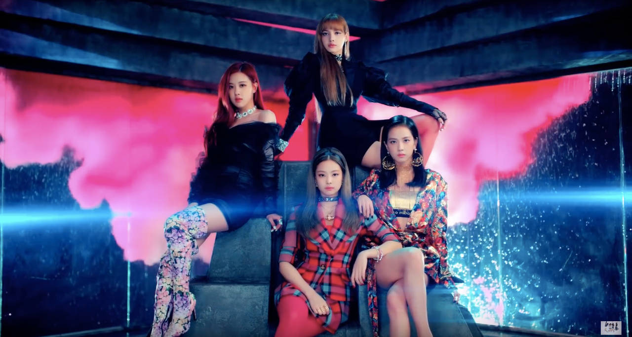 Görsel: K-Pop Grubu Blackpink Üyeleri MV'lerinde "DDU-DU DDU-DU" Duvar Kağıdı