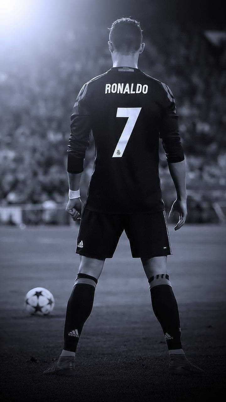 Gri Tonlu Cristiano Ronaldo HD Futbol Duvar Kağıdı