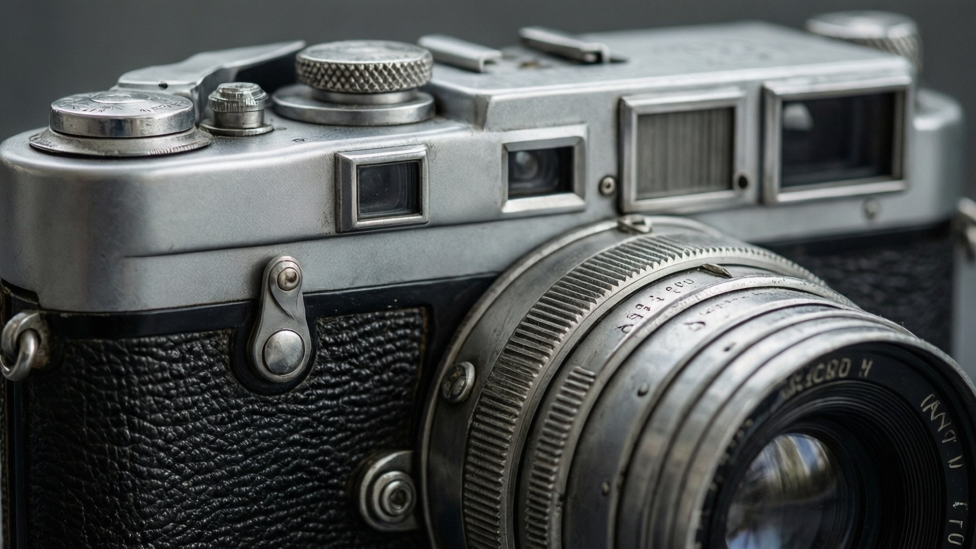Gri Vintage Kamera Duvar Kağıdı