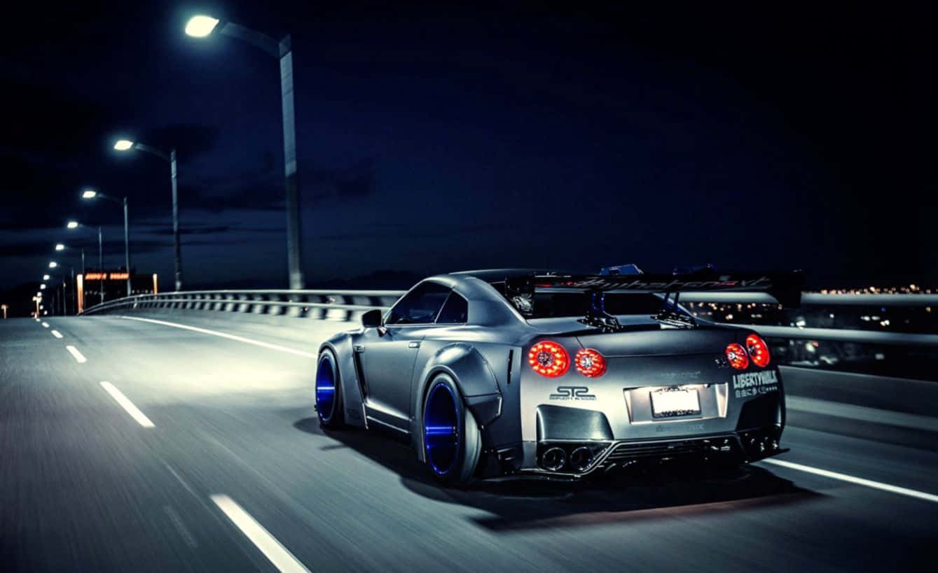 GTR R35 Gece Yolu Duvar Kağıdı