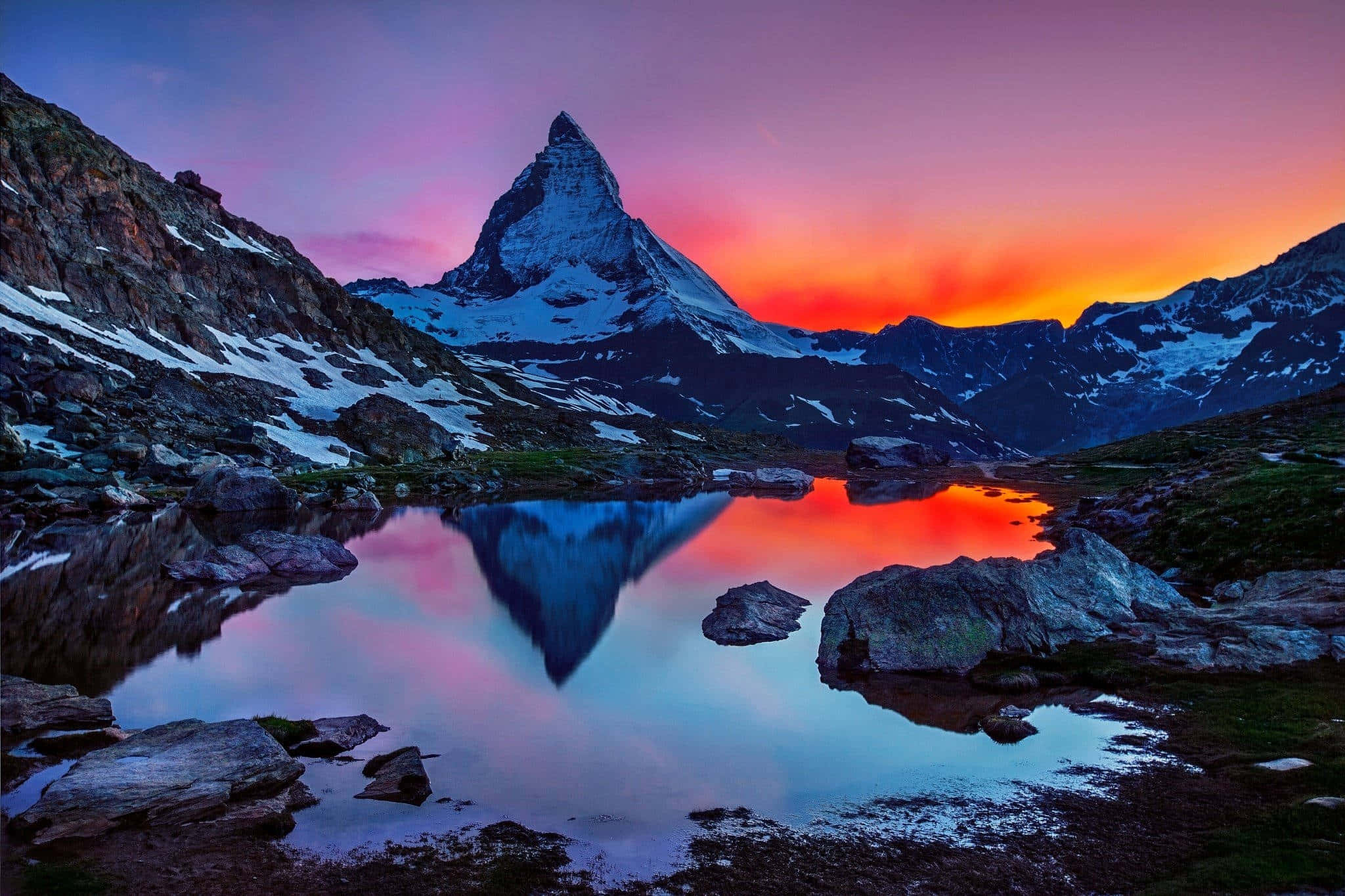 Güzel Matterhorn Gün Batımı Manzarası Duvar Kağıdı