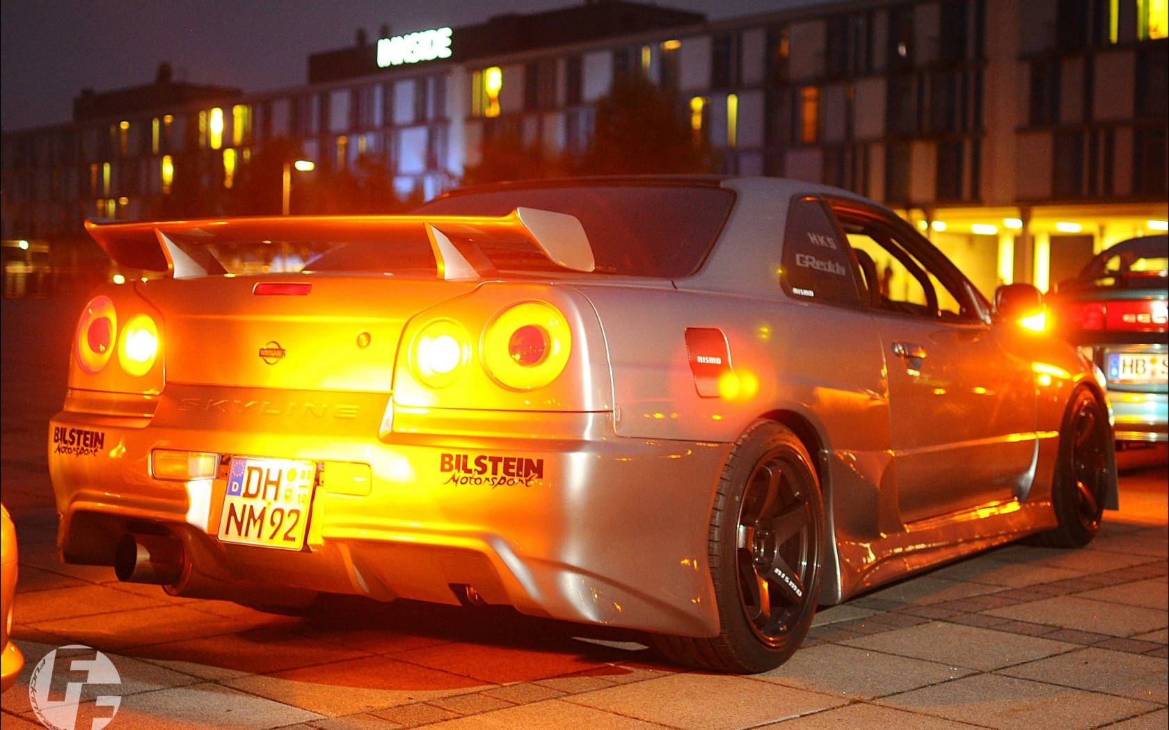 Harika Nissan Skyline GTR R34 Duvar Kağıdı
