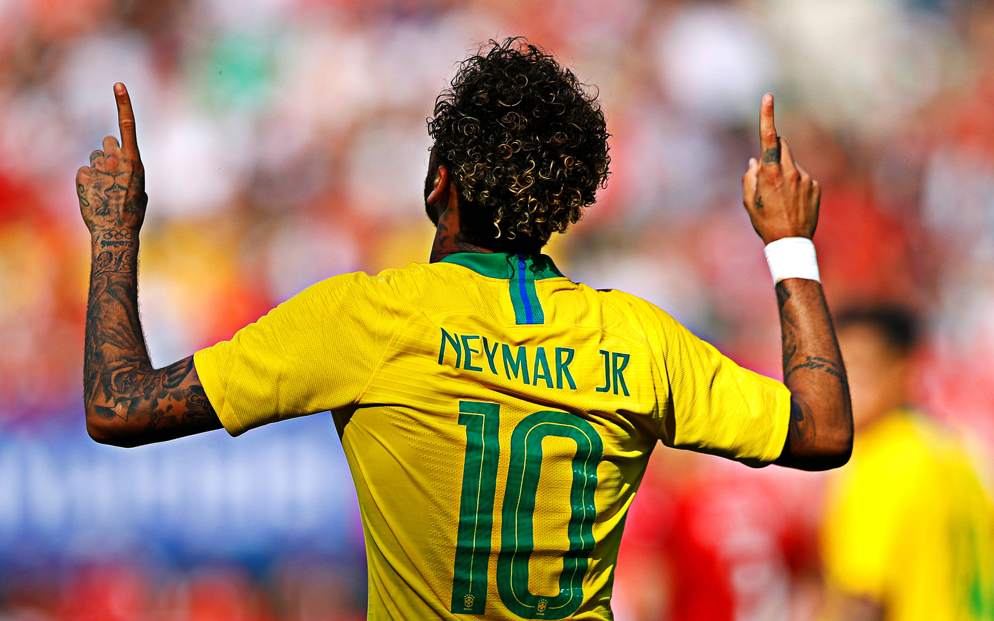 Havalı Neymar Jr Yukarıyı Gösteriyor Duvar Kağıdı