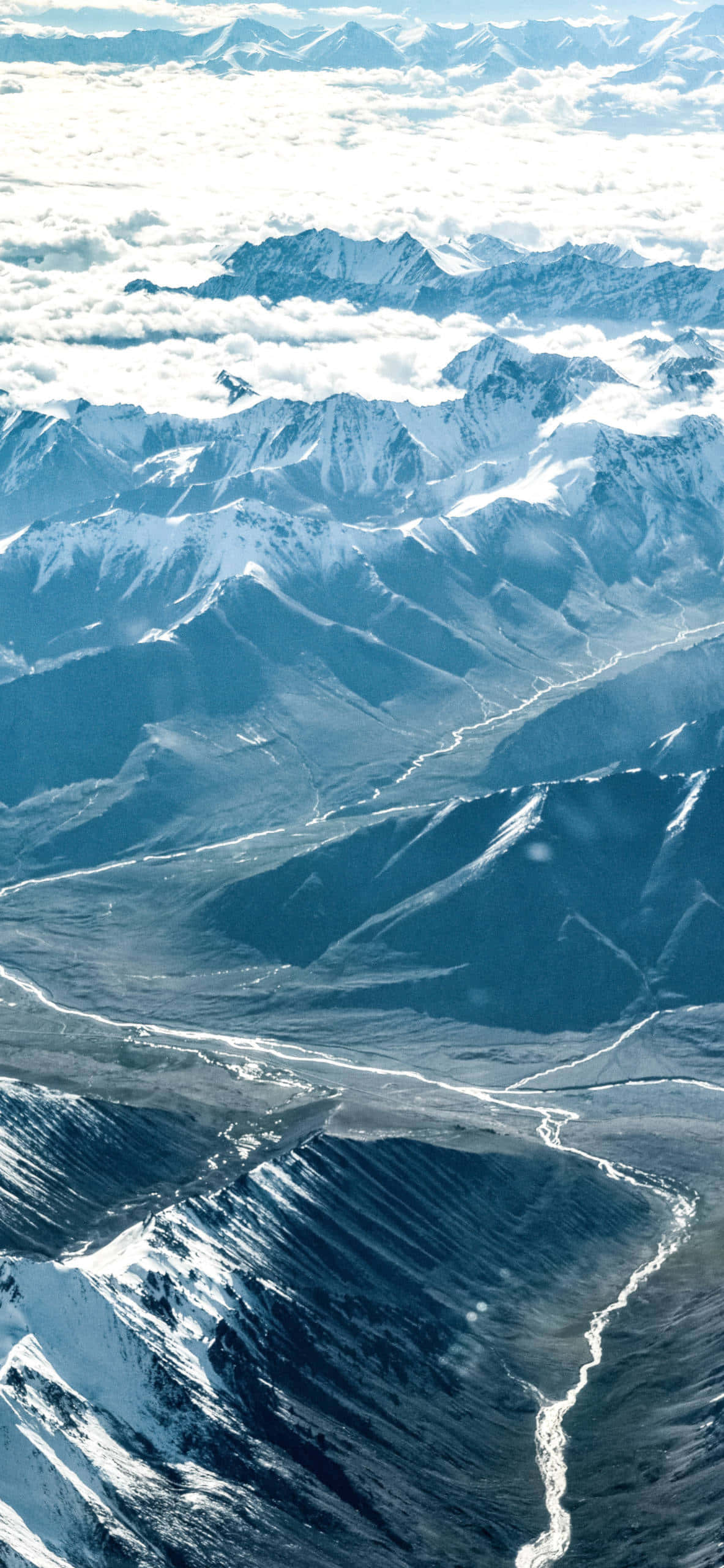 Himalayalar'ın Nefes Kesen Manzaraları Duvar Kağıdı