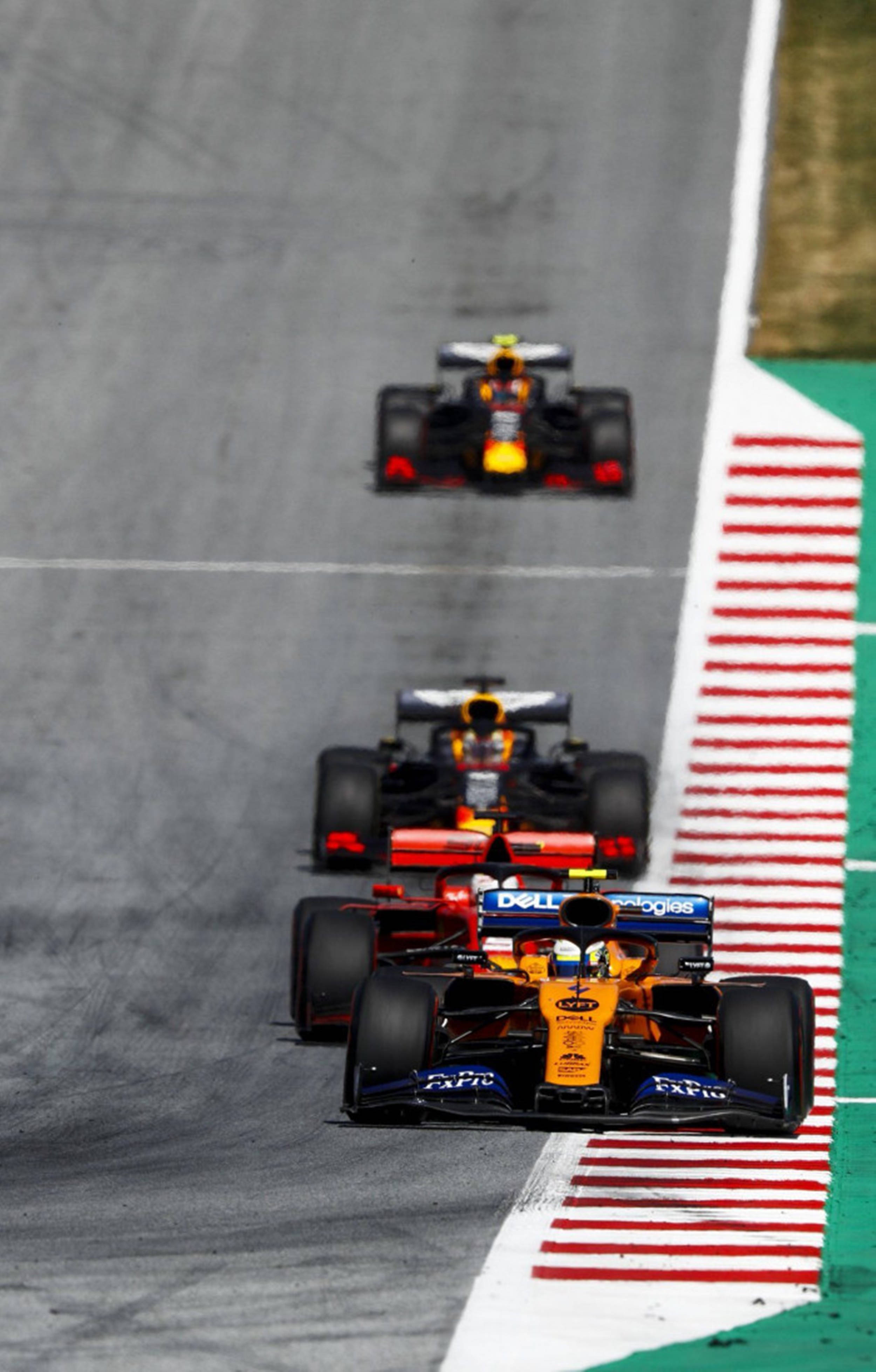Hız Heyecanı - F1 Telefon Aksiyonda Duvar Kağıdı