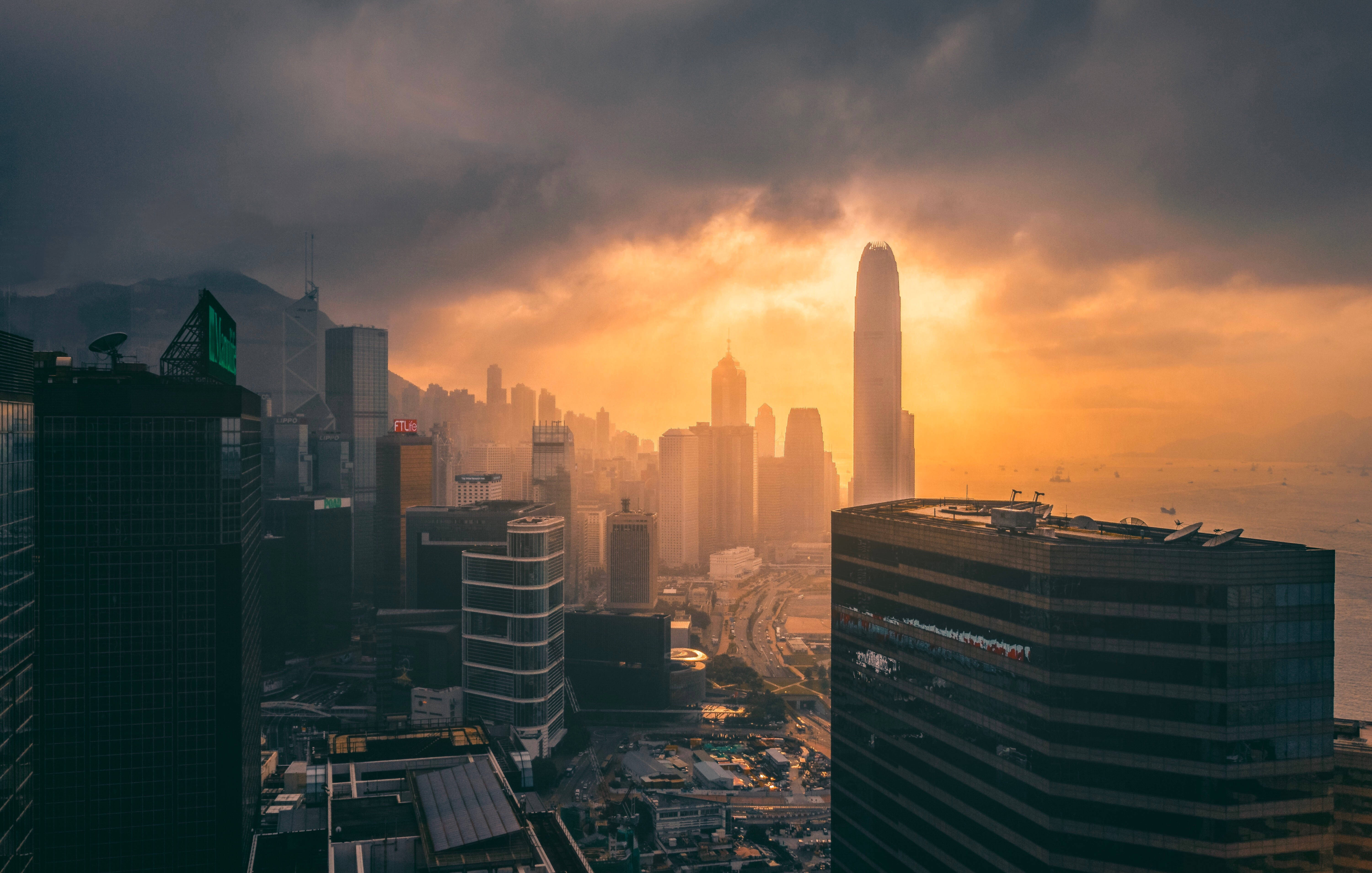 Hong Kong Silüeti Gün Batımı Duvar Kağıdı