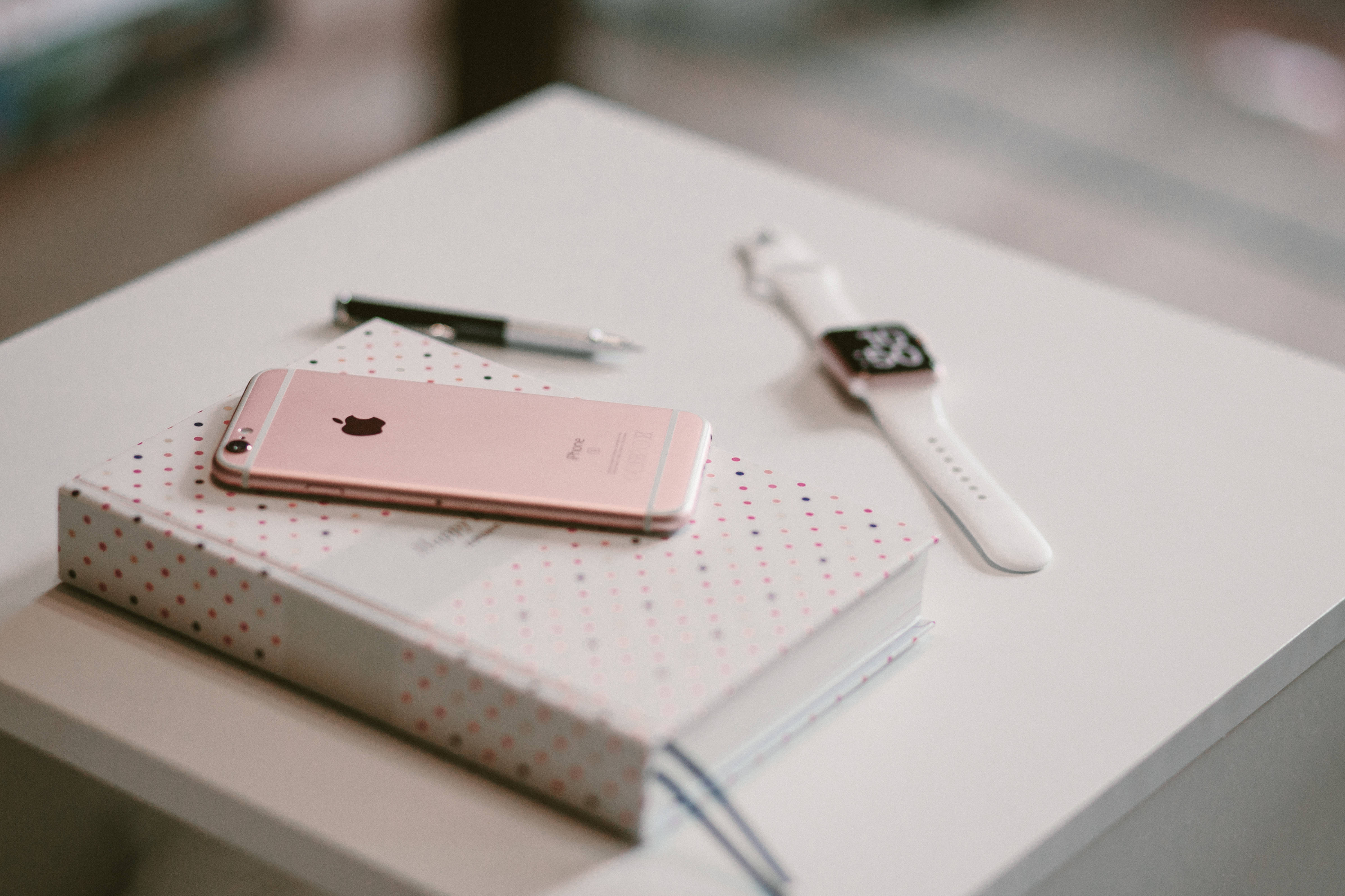 iPhone 6S Gül Altın Duvar Kağıdı