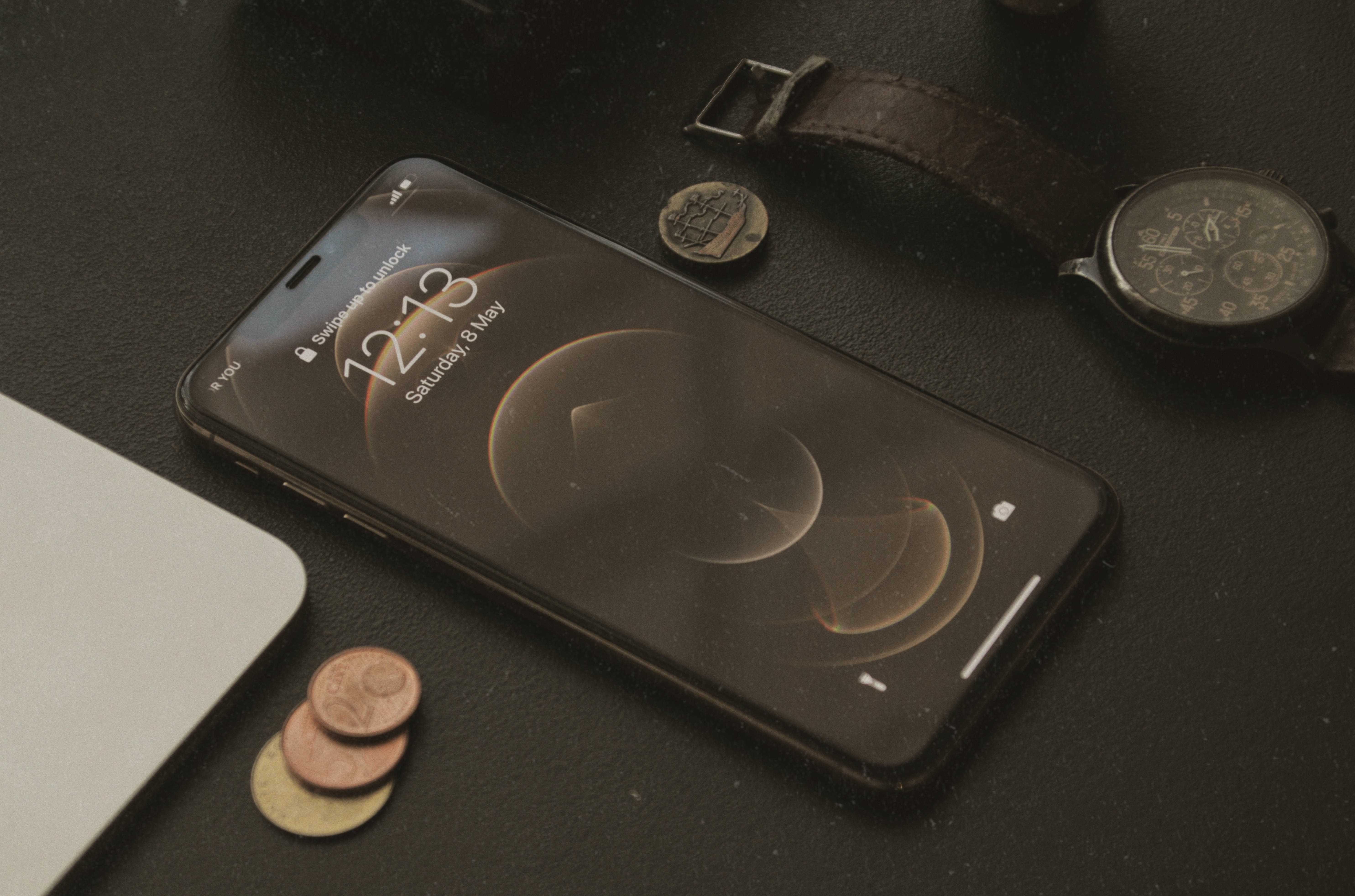 iPhone Xs Max Siyah Duvar Kağıdı