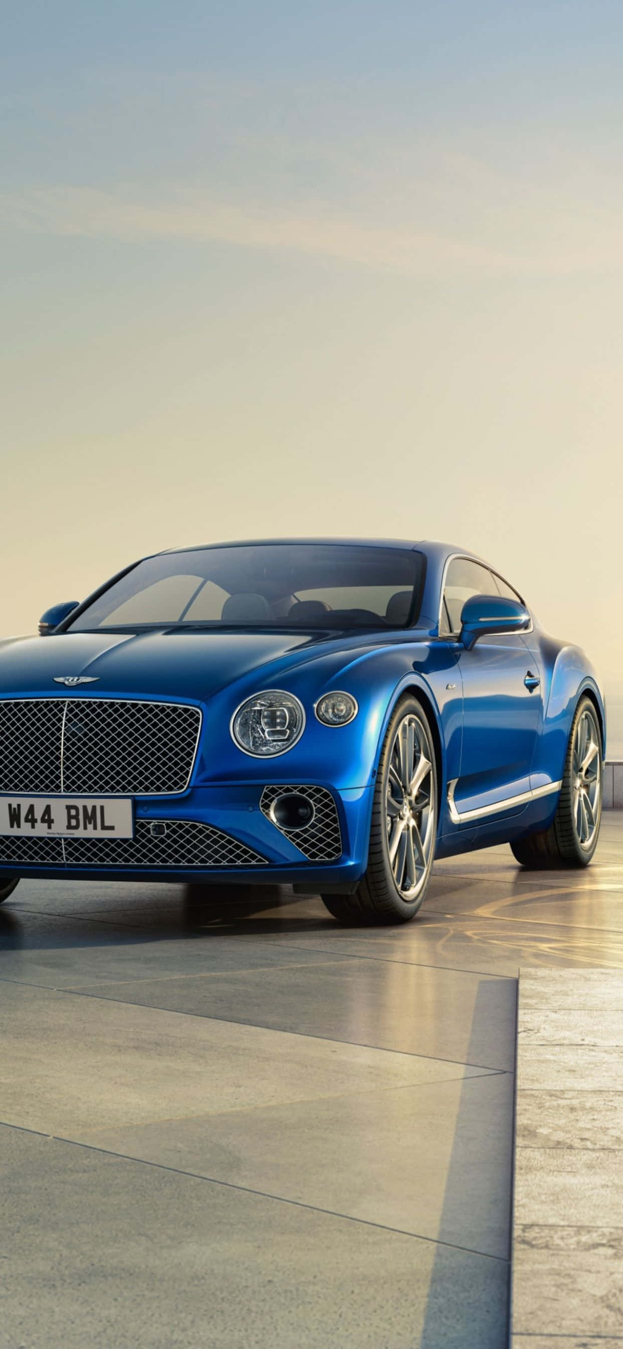 iPhone Xs Max ve bir Bentley'in lüksünün tadını çıkarın Duvar Kağıdı